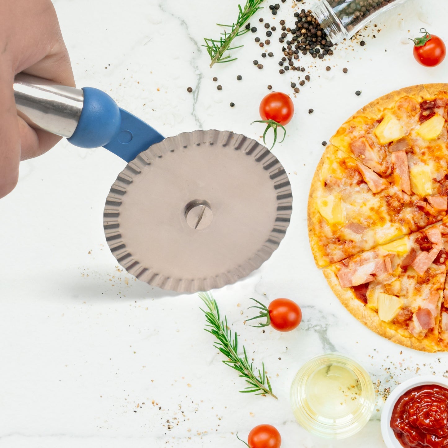 Multi Purpose Use Curly Pizza Cutter  Pastry Cutter  Sandwiches Cutter (1 Pc) - Happy Price - Image 3