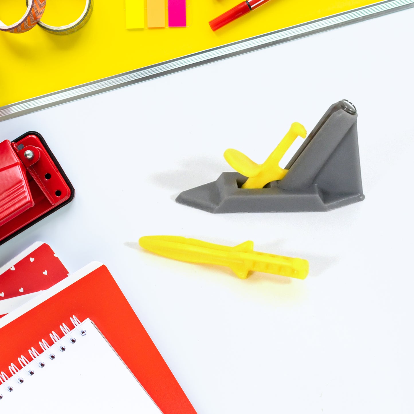 Junior Rocket Launcher Military Theme Plastic Bullet Toy For Outdoorindoor Play (1 Pc) - Happy Price - Image 2