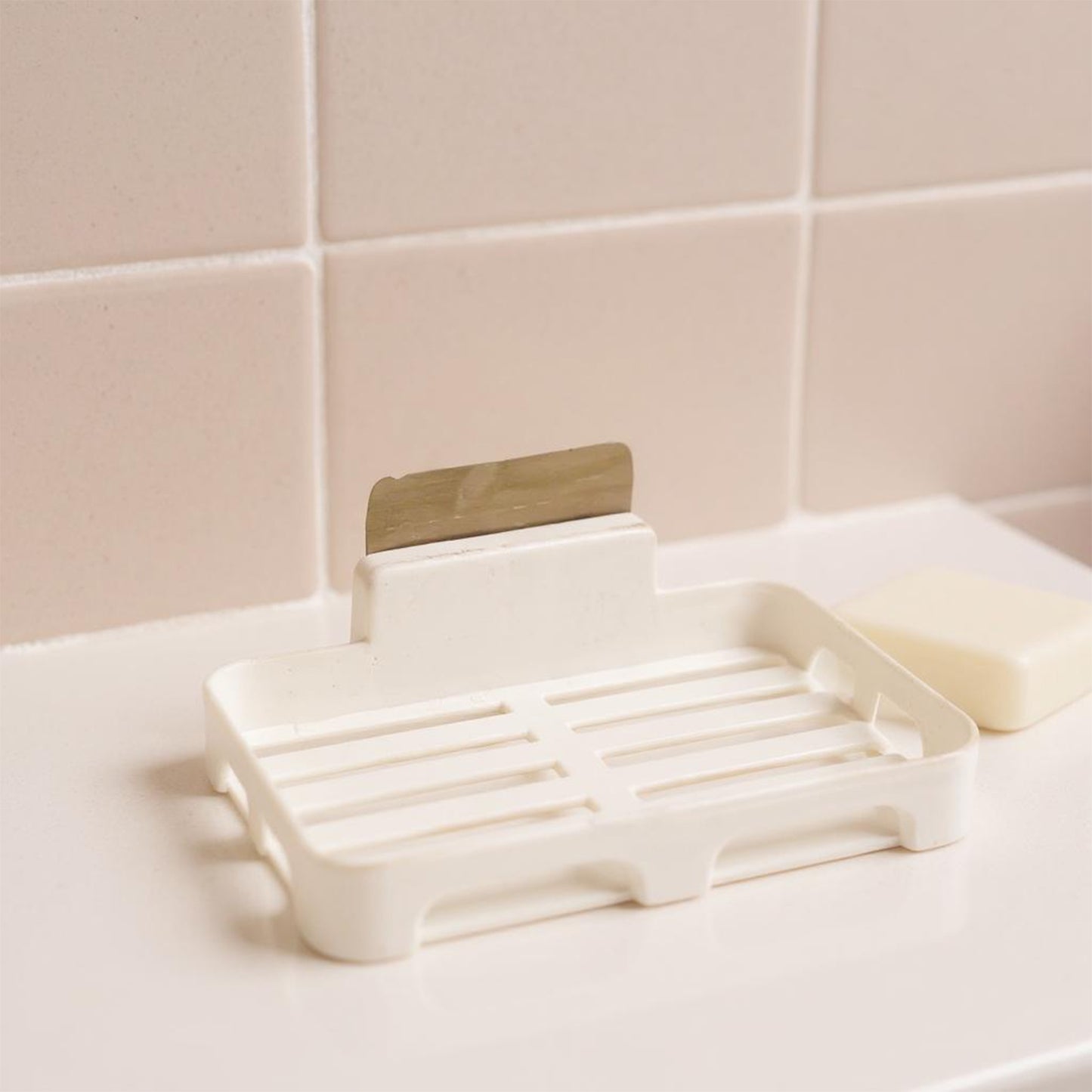 Self-adhesive Wall Mount Plastic Soap Dish With Drain Slots - Happy Price - Image 4
