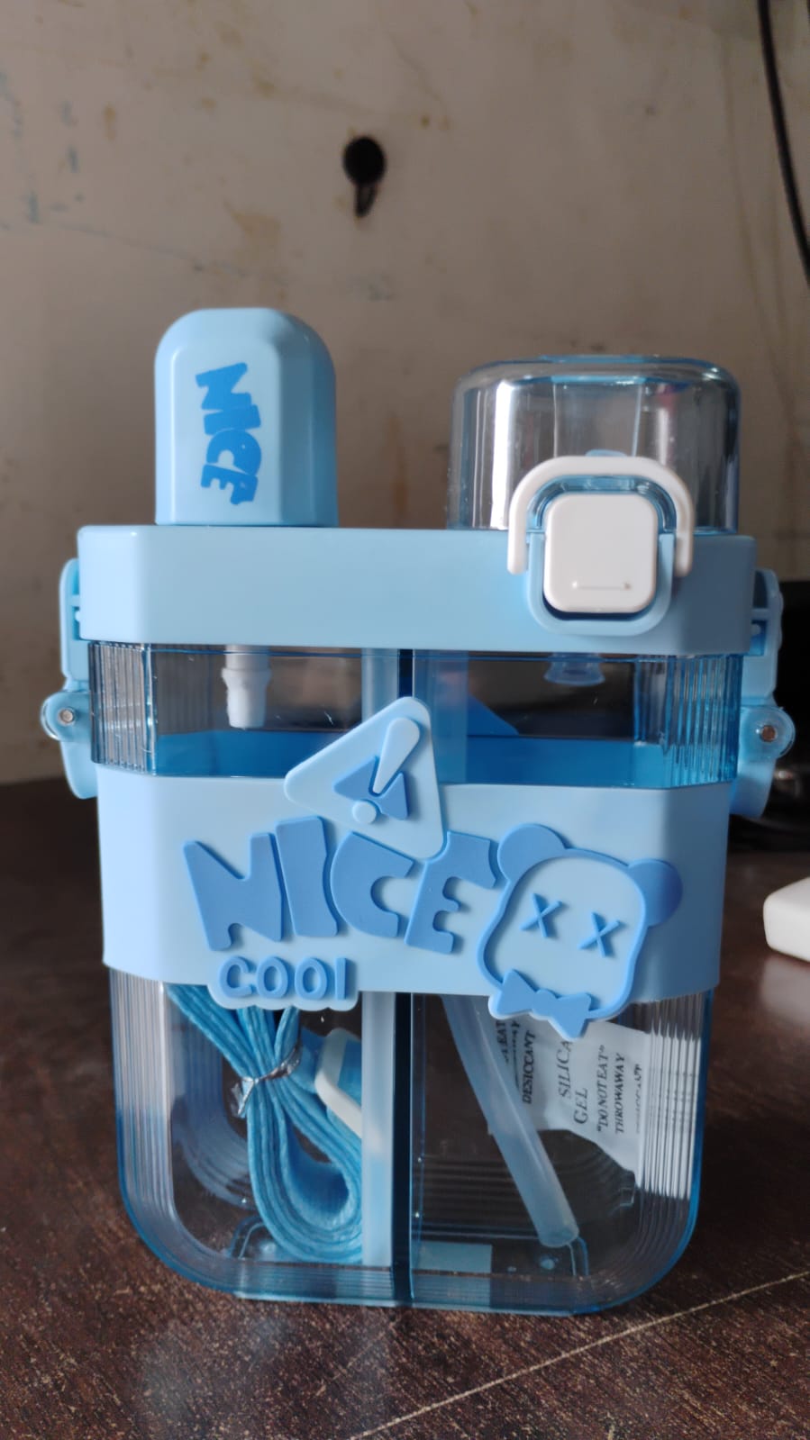 2in1 Dual Compartment Water Bottle With Straw And Adjustable Shoulder Straps (1 Pc  Multi Color) - Happy Price - Image 7