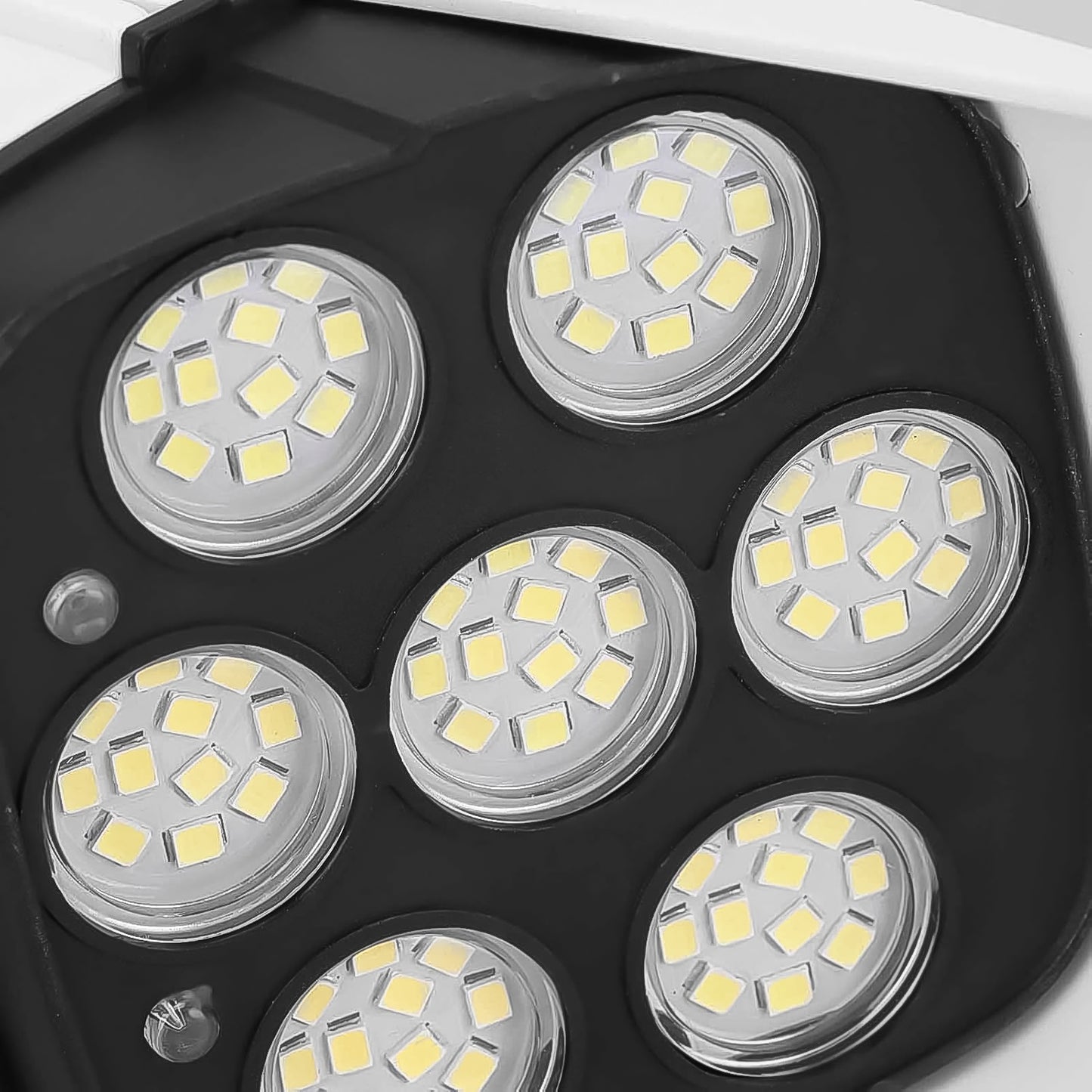 Solar Light Outdoor Motion Sensor Security Camera Shaped Dummy Wall Lamp (1 Pc) - Happy Price - Image 4