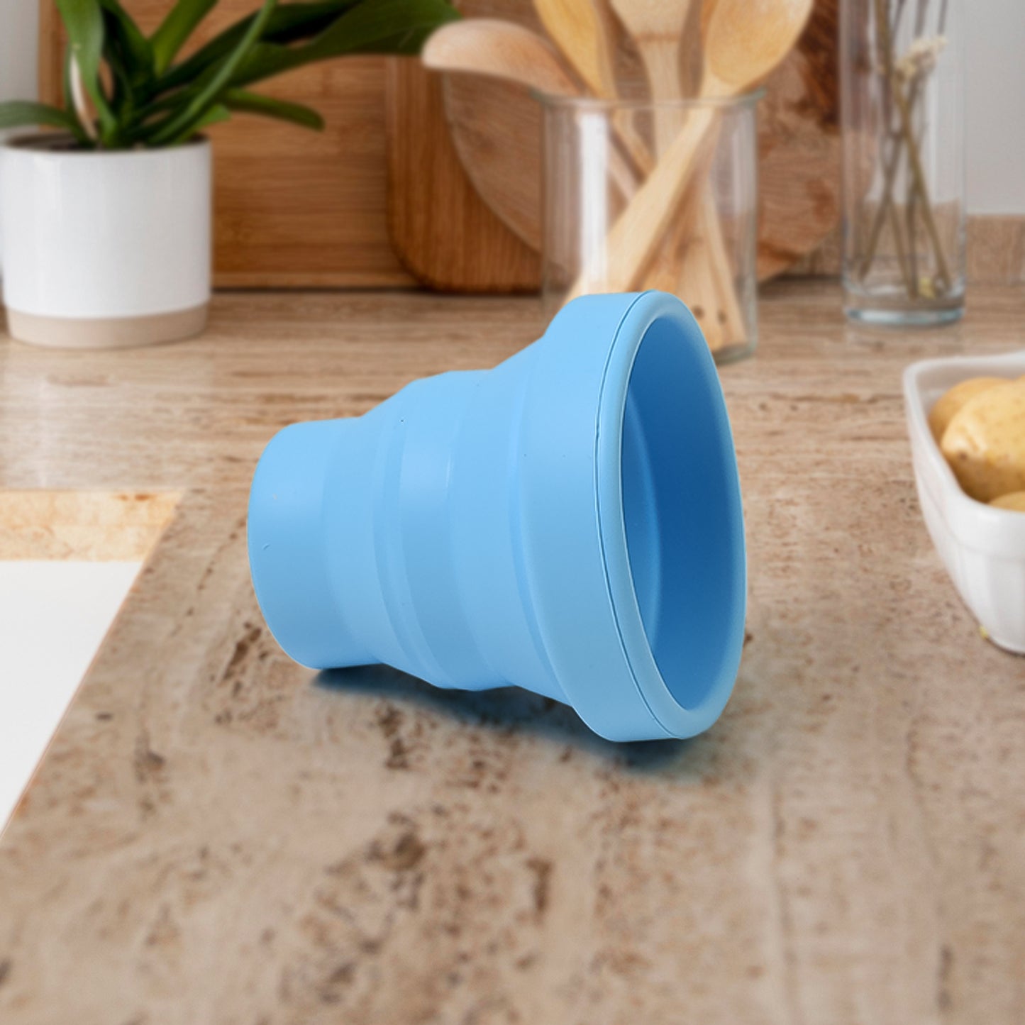 Round Silicone Foldable Glass Foldable Travel Mug Without Lid (1 Pc) - Happy Price - Image 4