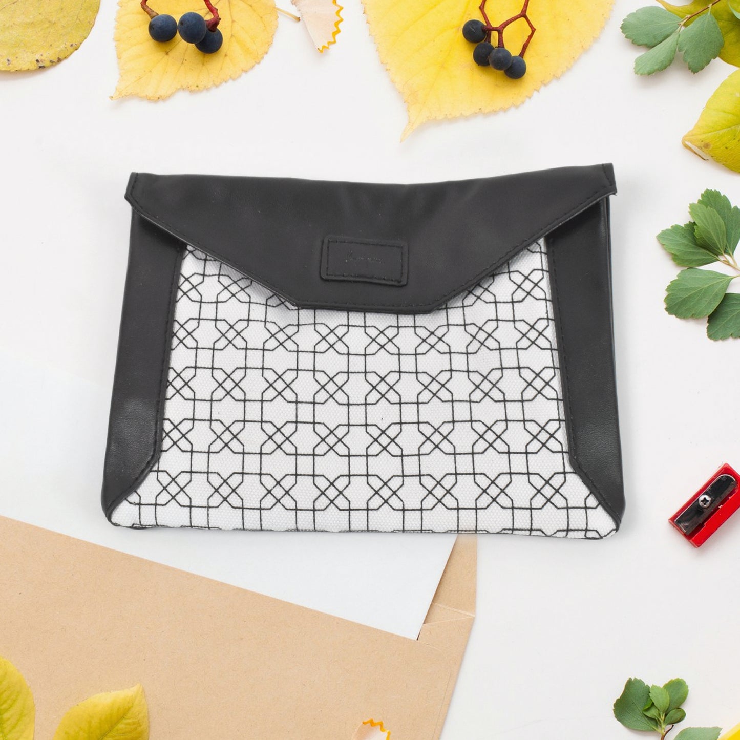 Multipurpose Pouch With Magnetic Lock(1 Pc  1914 Cm) - Happy Price - Image 2