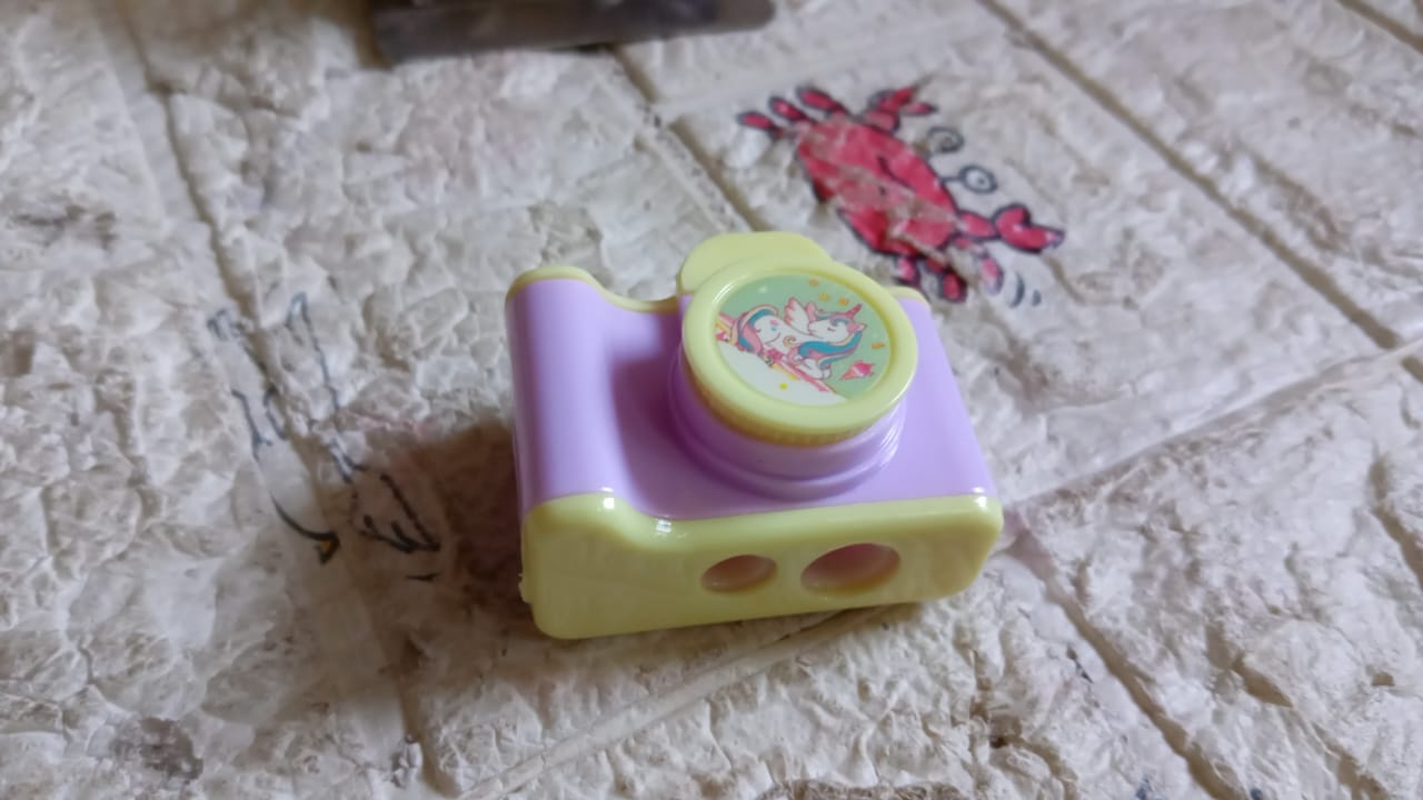 Camera Shape Pencil Sharpener Simple Student Office Sharpener Fashionable And Convenient Lightweight Manual Sharpener For Kids Boys Girls Birthday Return Gifts (1 Pc) - Happy Price - Image 7
