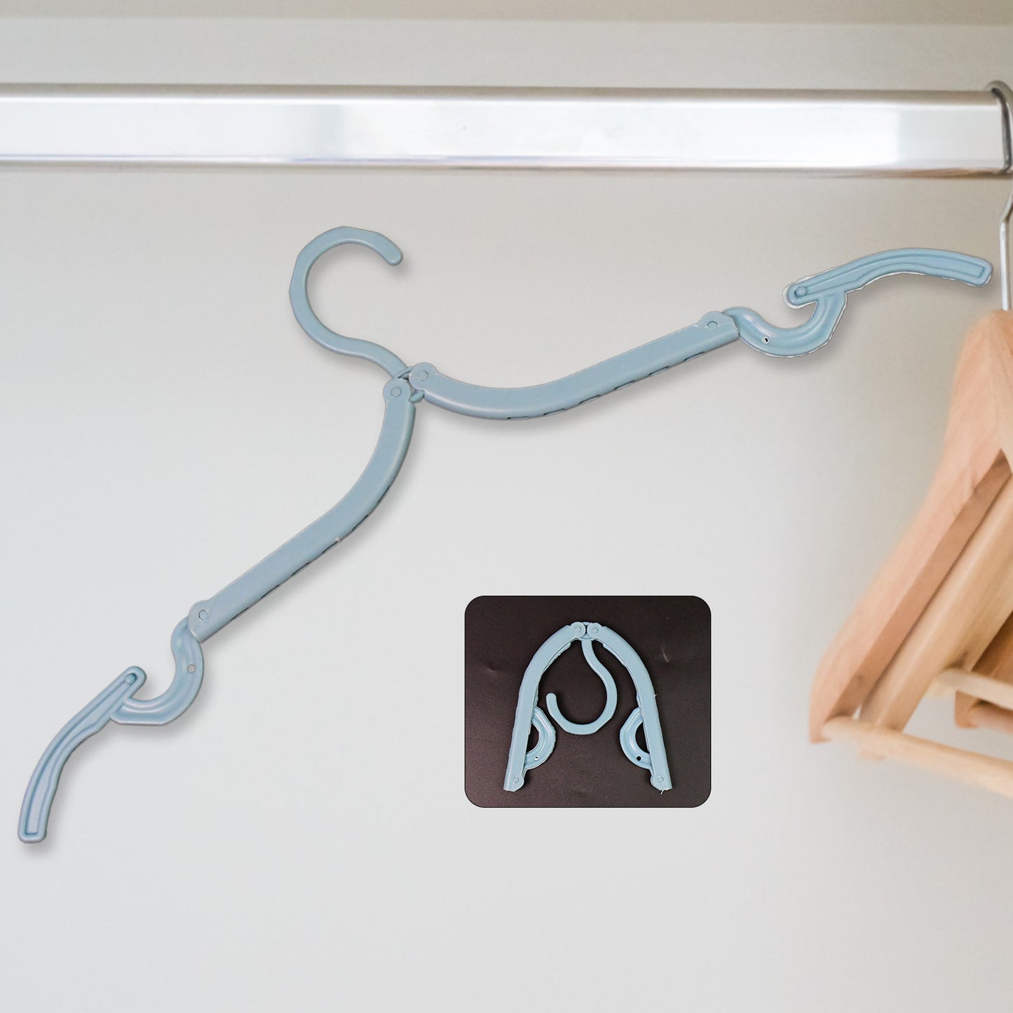 Travel Hangers Portable Folding Clothes Hangers (1 Pc) - Happy Price - Image 2