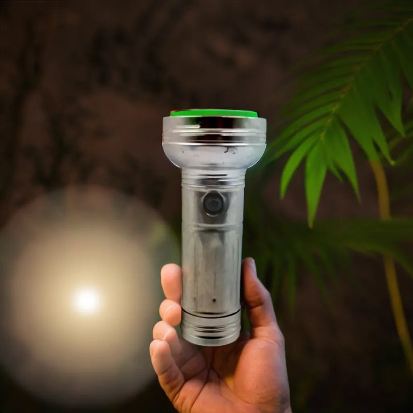 Nostalgic Flashlightflashlight Outdoor Portable Nostalgic Simple Iron Outdoor Old-fashioned Flashlight - Happy Price - Image 5