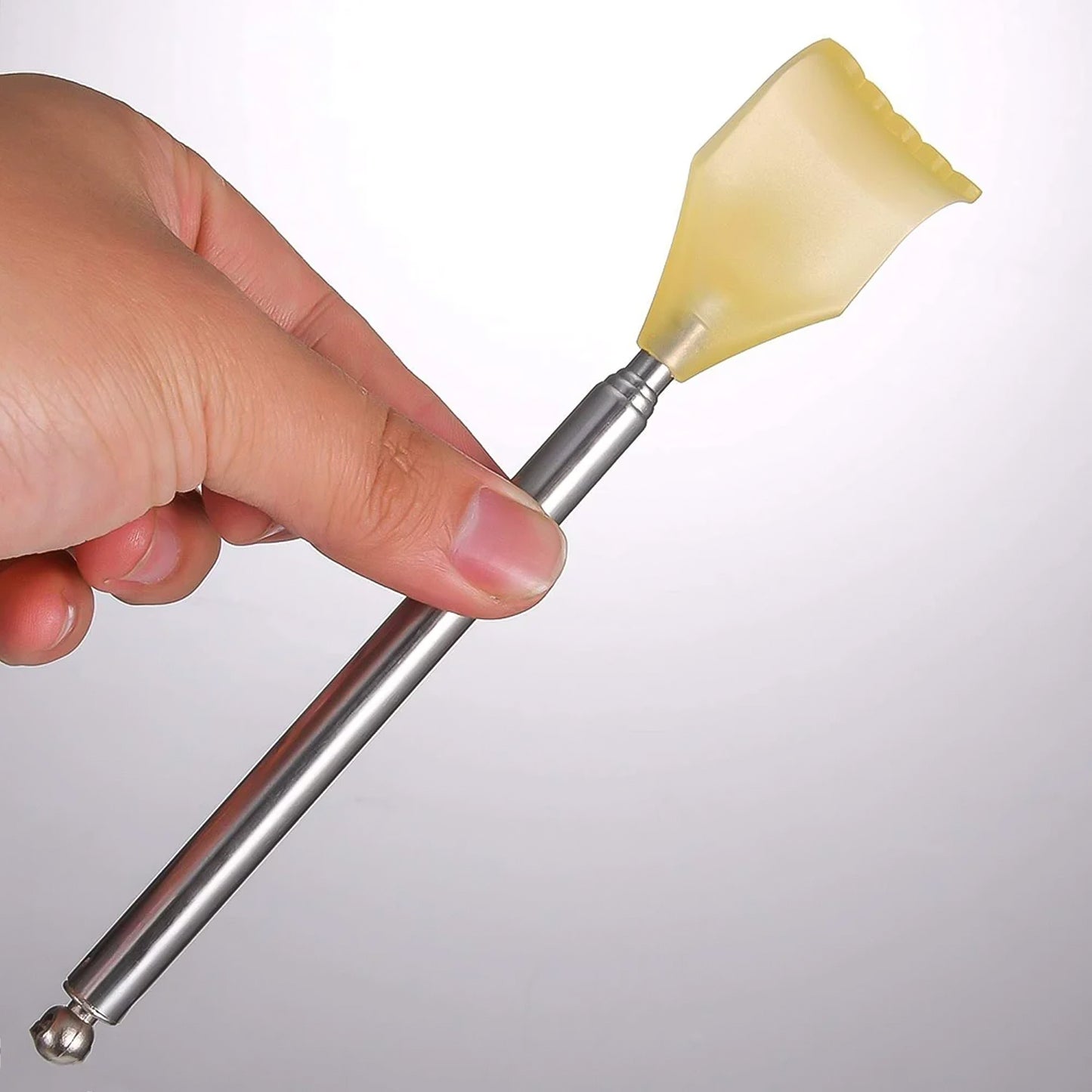 Telescopic Back Scratcher With Plastic Claw (1 Pc) - Happy Price - Image 6