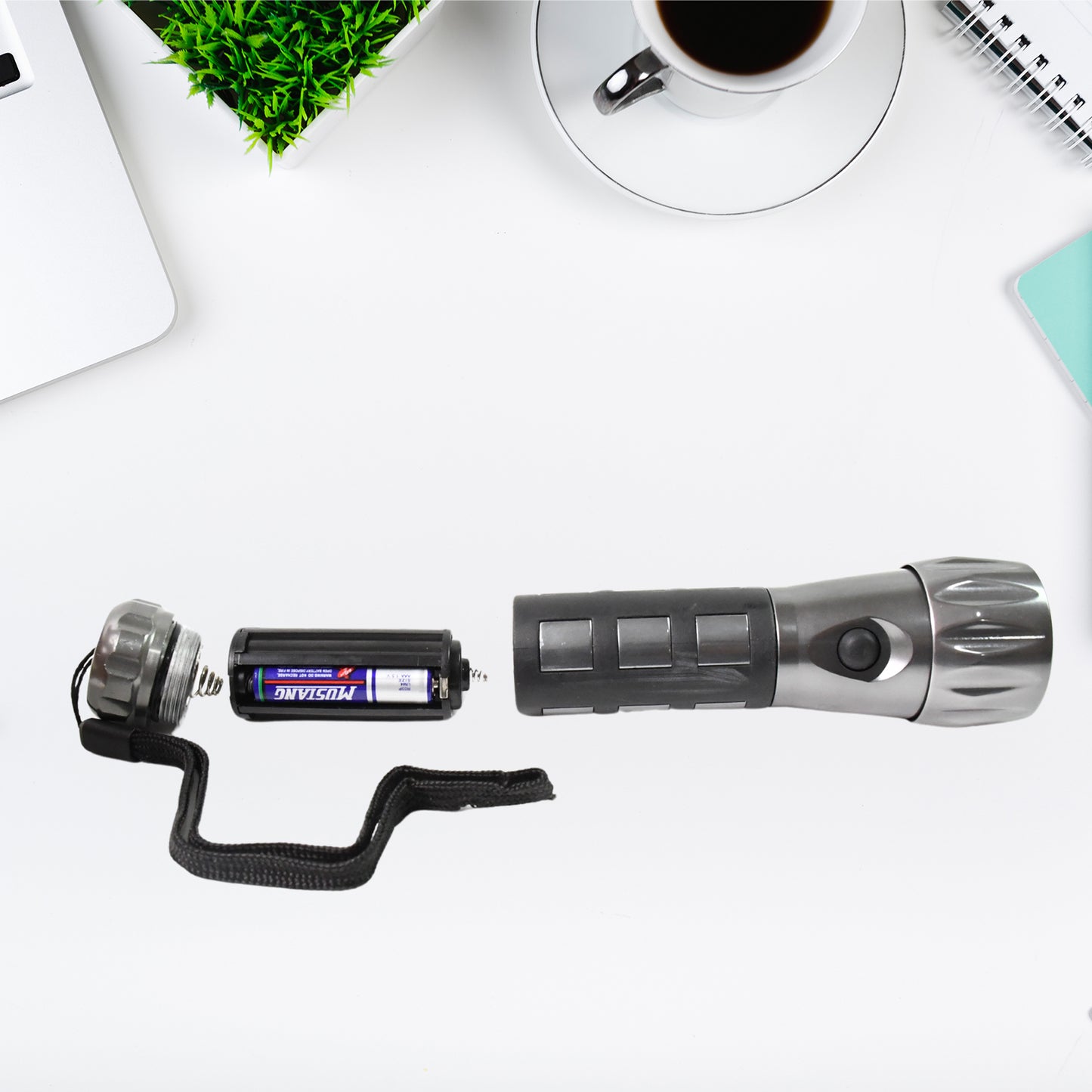 Aluminium Ledxenon Rubber Grip Handtourch (31.5v Aaa Batteries  Not Included) - Happy Price - Image 2