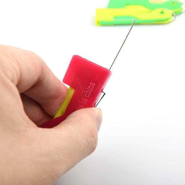 Automatic Needle Threading Device (Multicolour) - Happy Price - Image 2