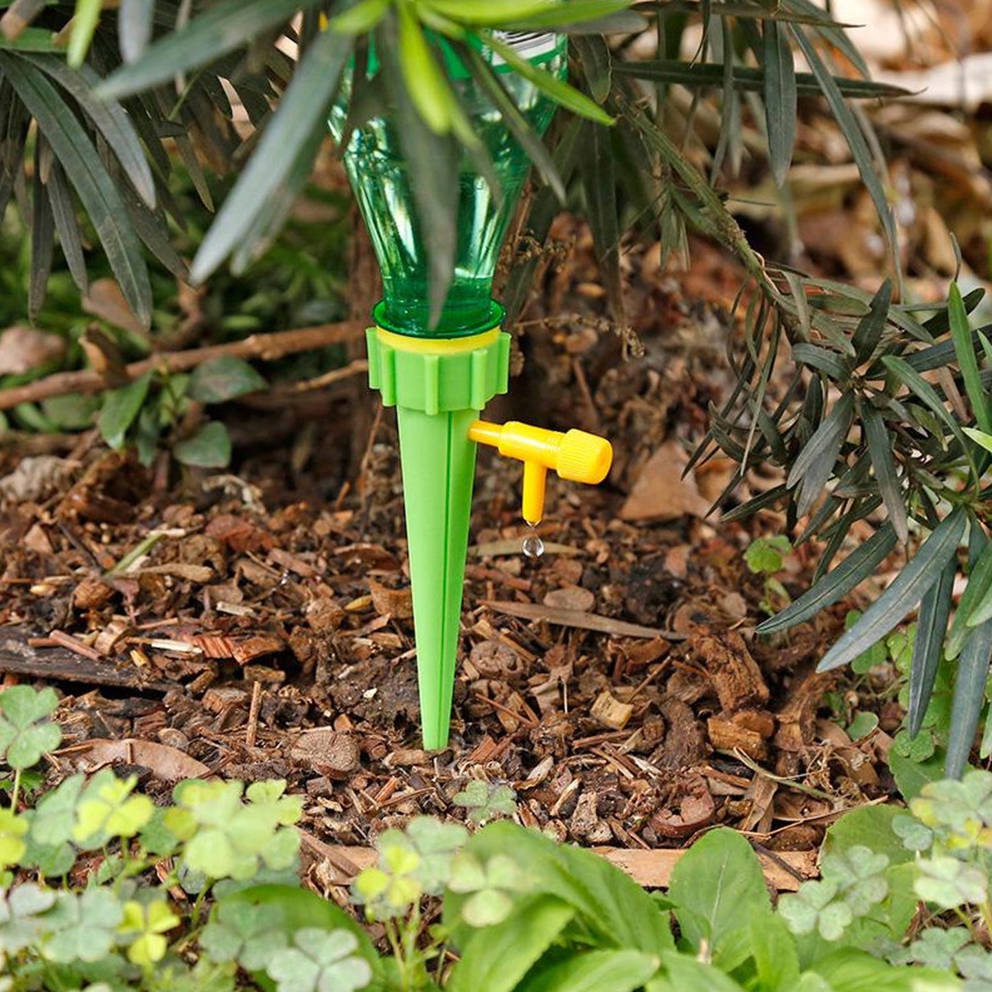 Plant Watering Spikes Self Watering Spikes Water Dripper For Plants Adjustable Plant Watering Devices With Slow Release Control Valve Switch - Happy Price - Image 2