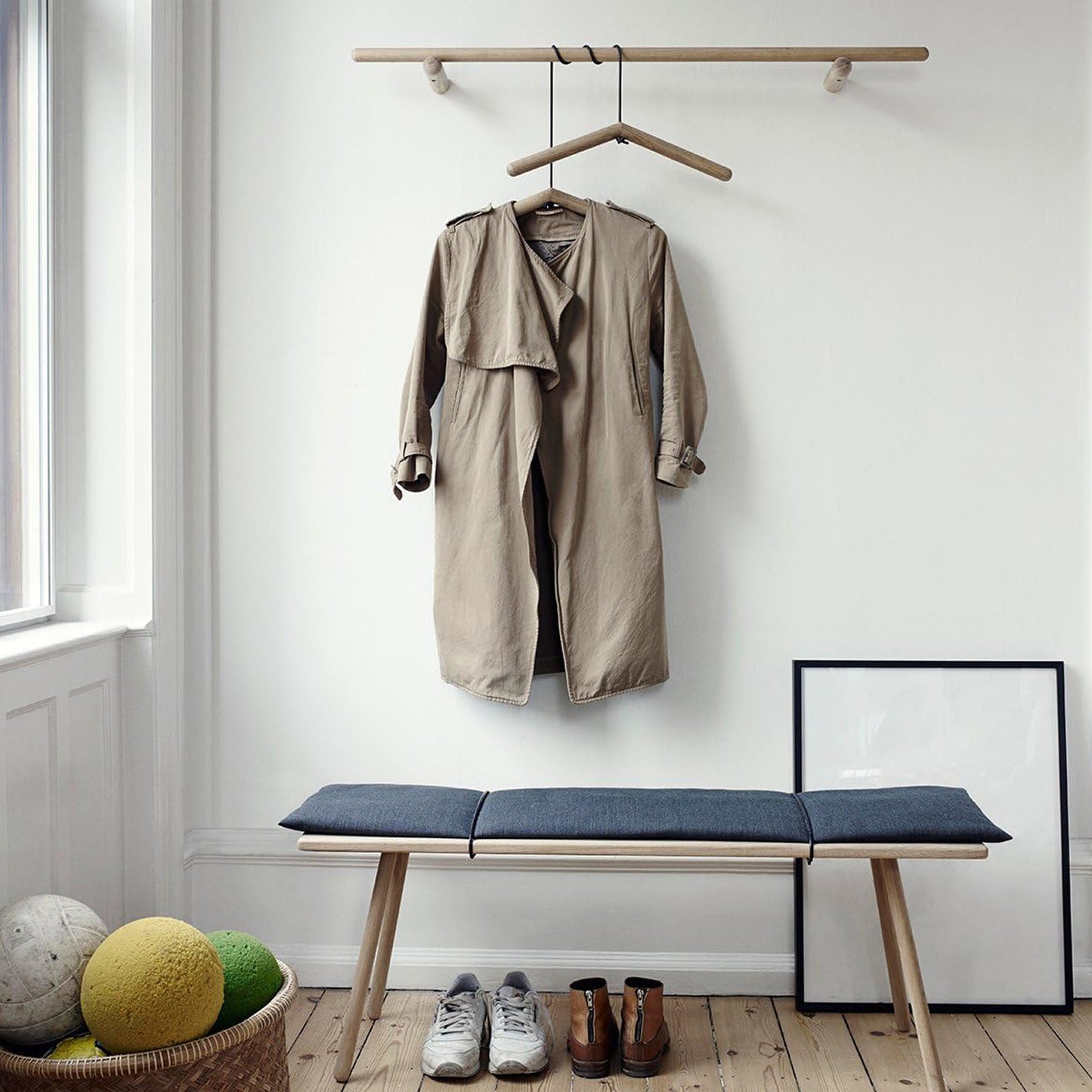 7962 Wood Clothes Hanger  Wooden Suit Hangers Coat Hangers - Happy Price - Image 2