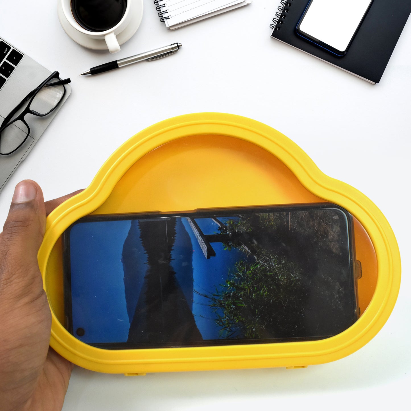 Smartphone  Mobile Stand Waterproof Case Smartphone Stand Case (1 Pc  Yelllow Colour) - Happy Price - Image 6