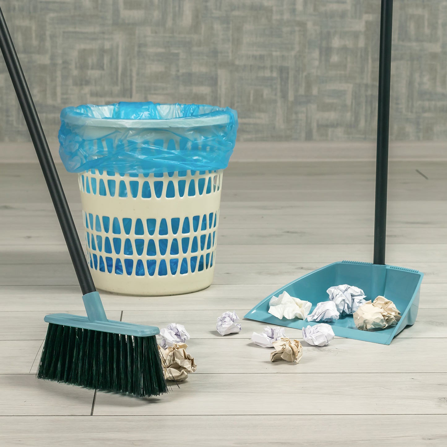 Long Handle Dustpan And Brush 2 Piece Set For Sweeping Cleaning Home Office - Happy Price - Image 4