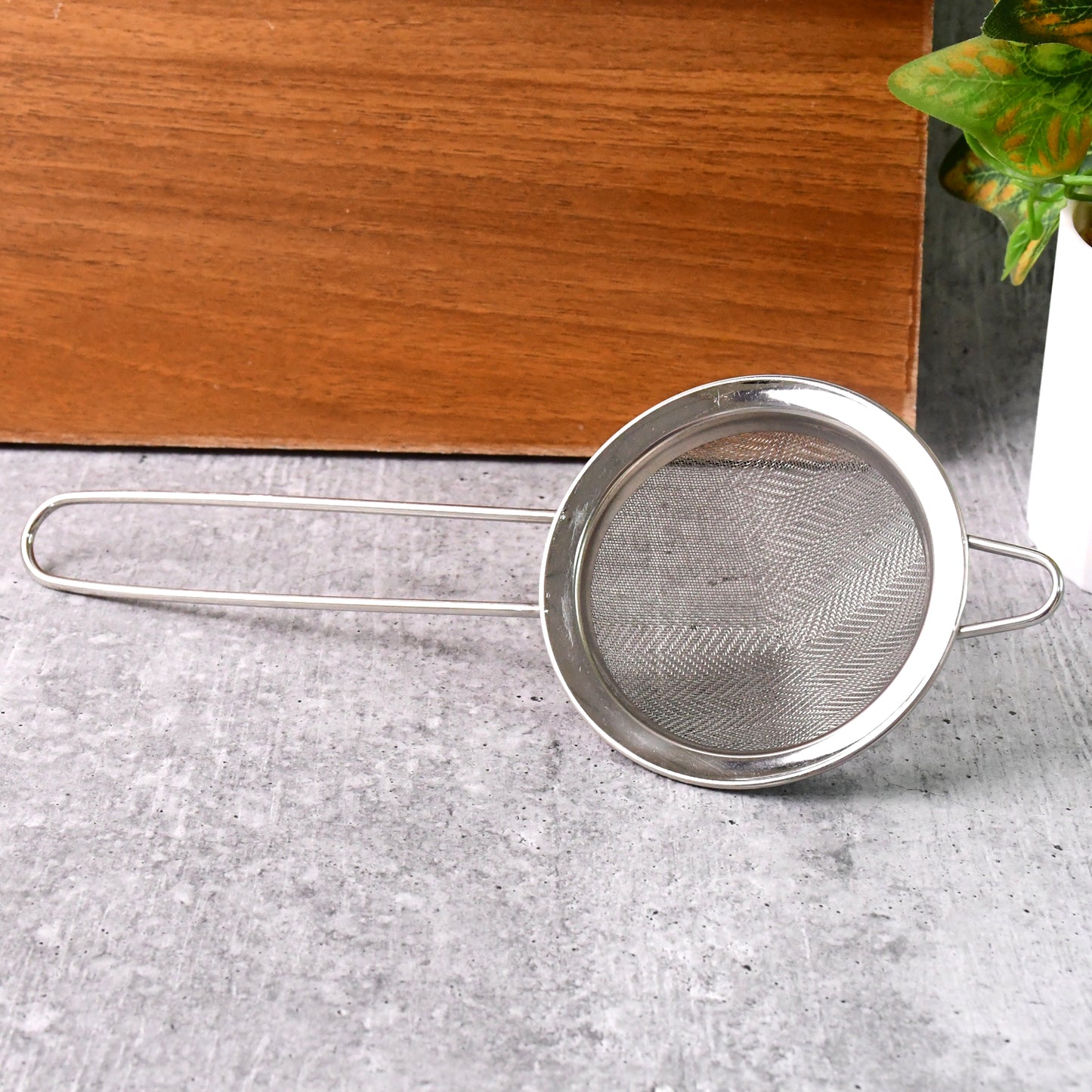 Supermom Slim Stainless Steel Kitchen Strainer - Fine Mesh Sieve for Tea, Coffee, Juices & Cooking (1 Pc) - Happy Price - Image 4