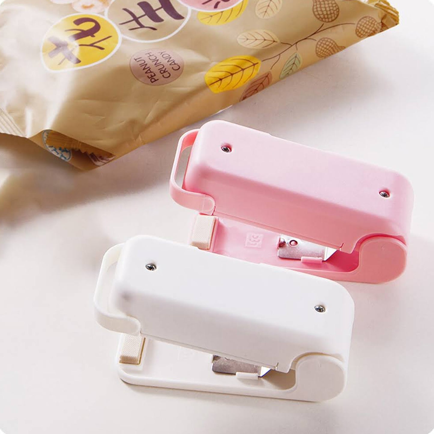 7675 Mini Sealing Machine Plastic Bag Sealer Portable Mini Super Seal Packing Plastic Bag Tool Sealing Machine Hand Held Heat (1pc) - Happy Price - Image 7