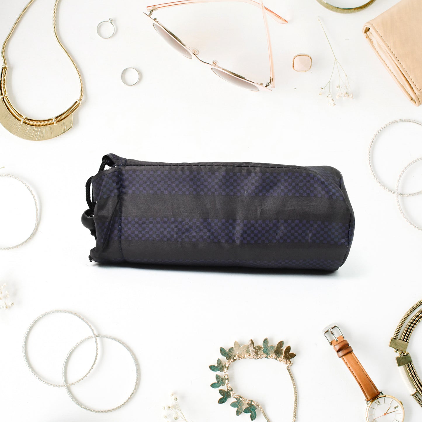Reusable Multipurpose Washable Rope Pouch Pen Pencil Stationary Case Travel (1 Pc) - Happy Price - Image 3