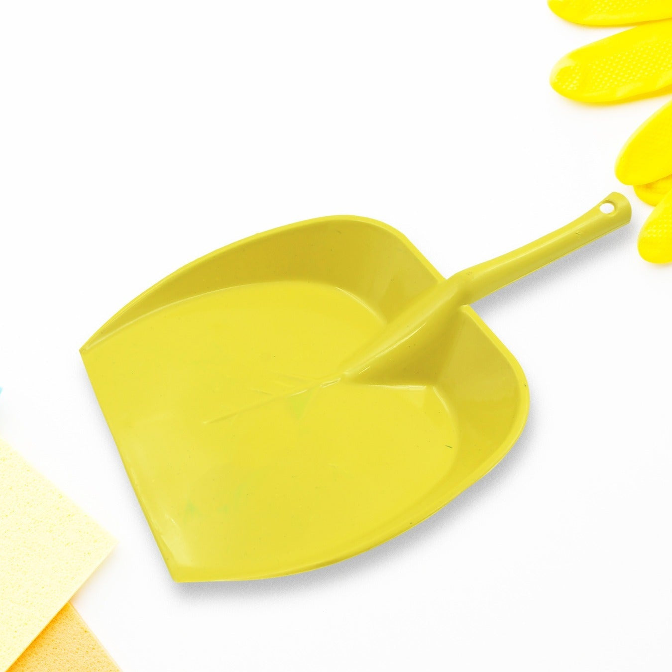 Dustpan With Long Handle Dust Collection Dust Pan Tray For Kitchen Home Office Bathroom Etc (1 Pc  Multicolor ) - Happy Price - Image 1