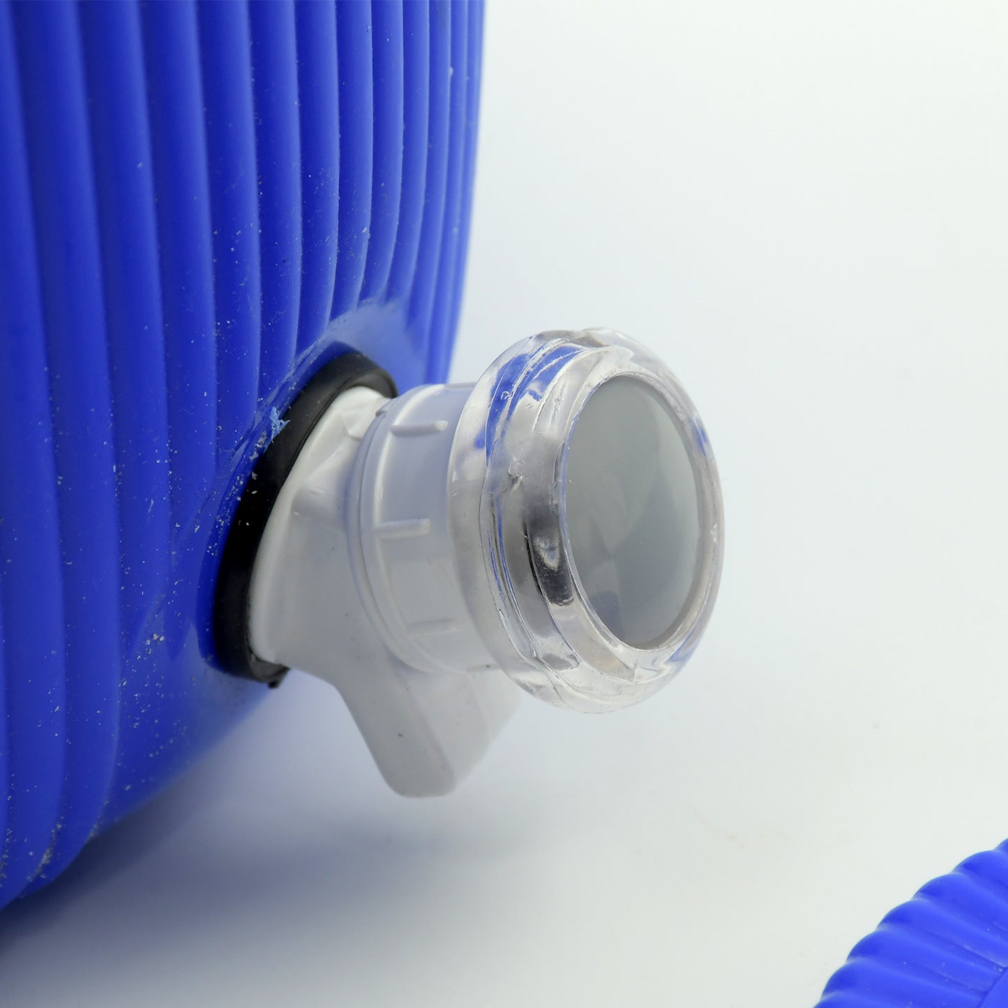 Insulated Water Jug Insulated Plastic Water Jug With A Sturdy Handle Water Jug Camper With Tap Plastic Insulated Water Water Storage Cool Water Storage For Home  Travelling (6000 Ml ) - Happy Price - Image 3