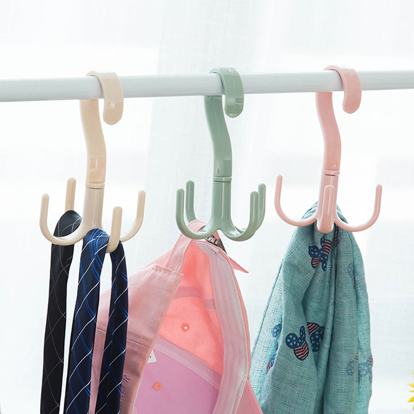 4-claw Multi-function 360 Degree Rotatable Purse Rack Handbag Hanger Hook - Happy Price - Image 6