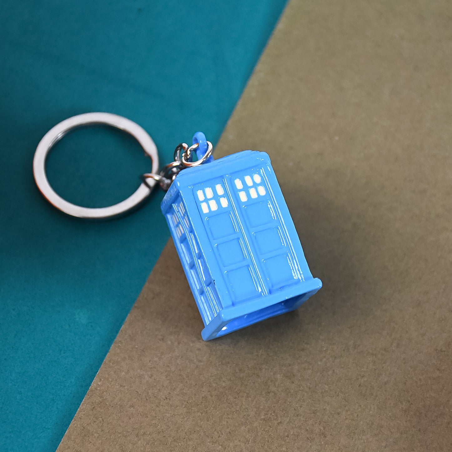 Police Booth Box Shape 3 D Metal Keychain (1 Pc) - Happy Price - Image 2