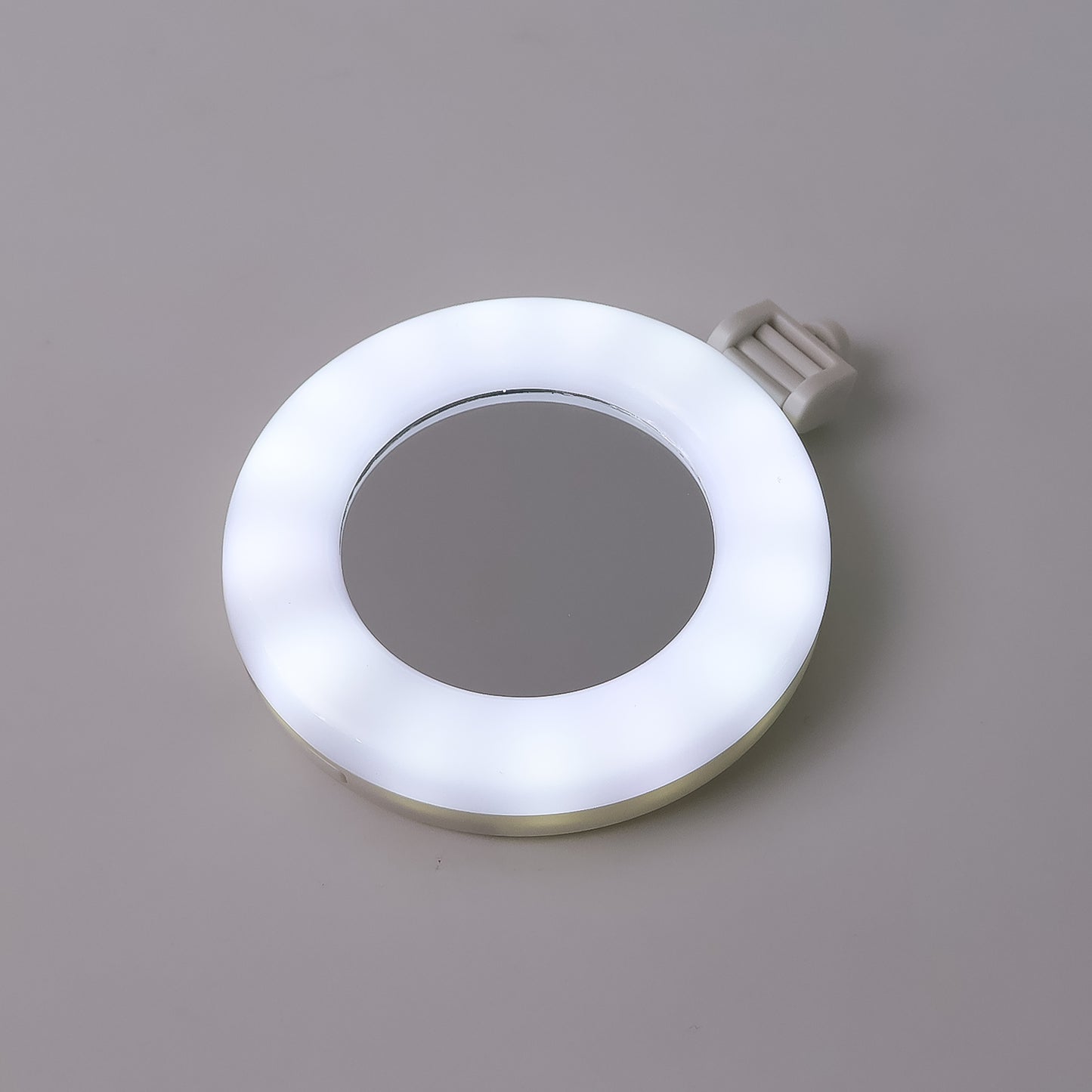 Rechargeable Led Selfie Ring Light For Mobile And Makeup Use (1 Pc) - Happy Price - Image 4