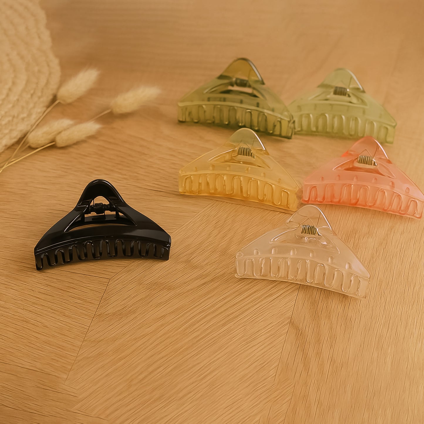 Triangle Shape Mix Color Plastic Hair Claw Clip  1 Pc Durable Grip For Women And Girls - Happy Price - Image 3