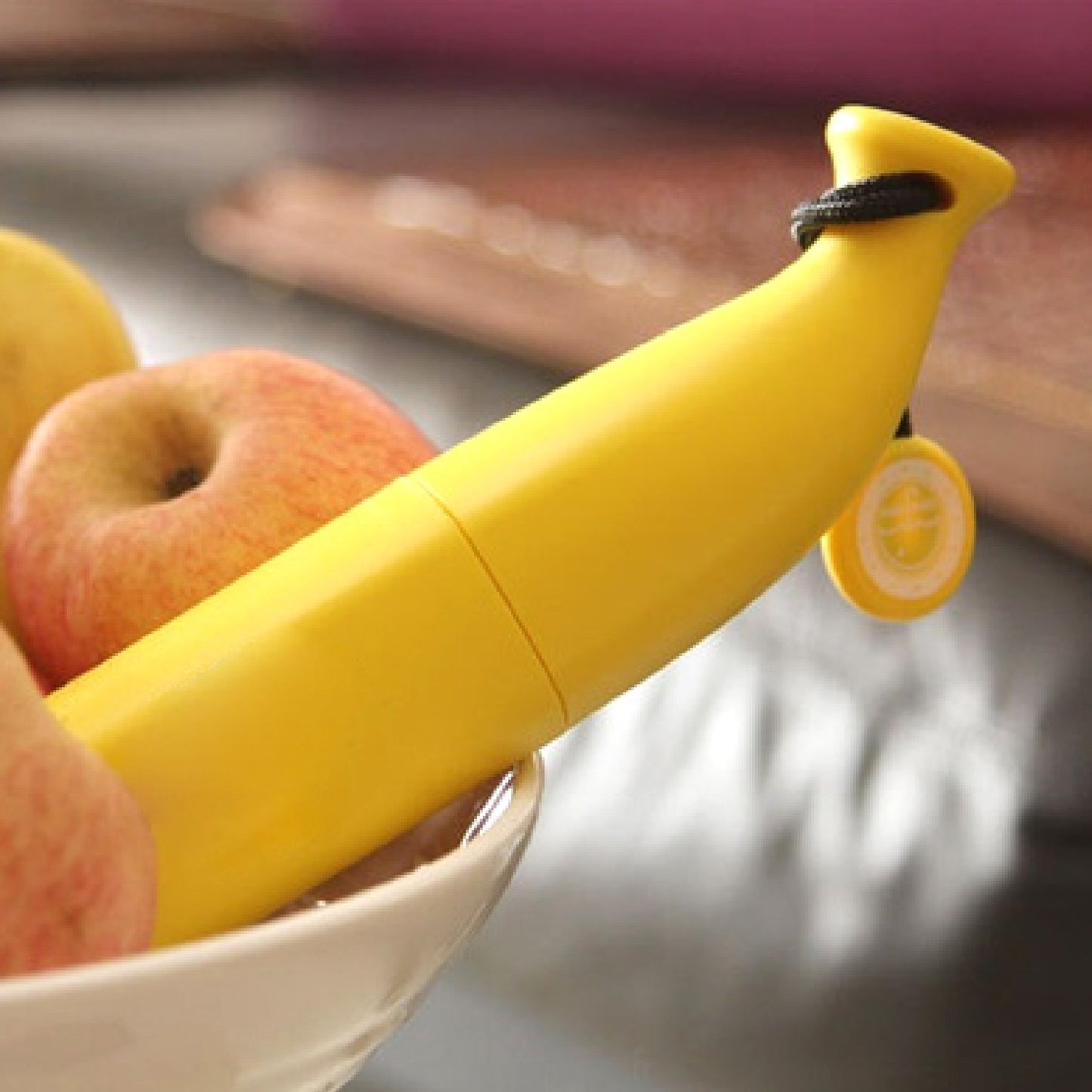 Stylish Banana Shaped Mini Foldable Umbrella - Happy Price - Image 3
