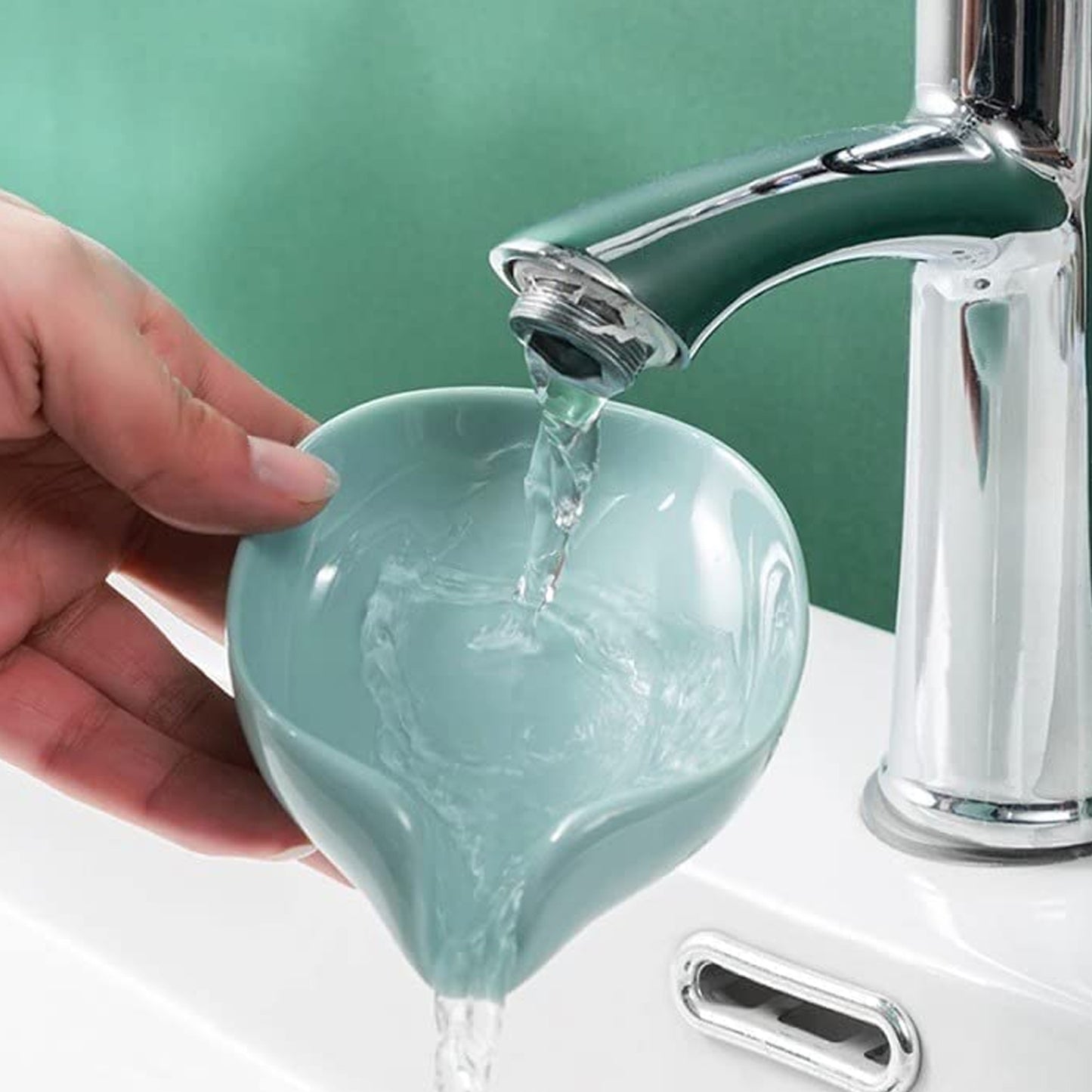 Soap Holder Stand Self Draining Soap Dish Holder Soap Box (1 Pc) - Happy Price - Image 5