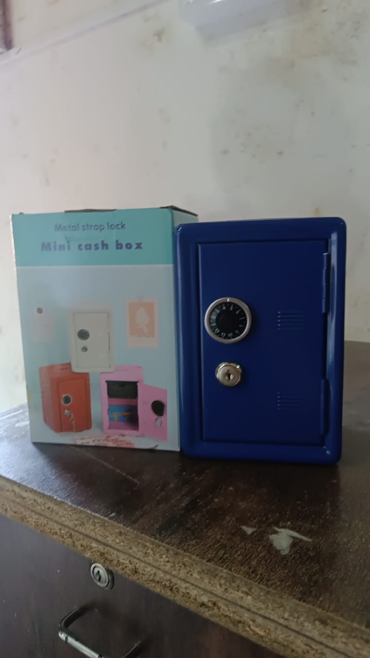 Mini Metal Cash Box Safe Creative Piggy Bank With 2 Key (1 Pc) - Happy Price - Image 7