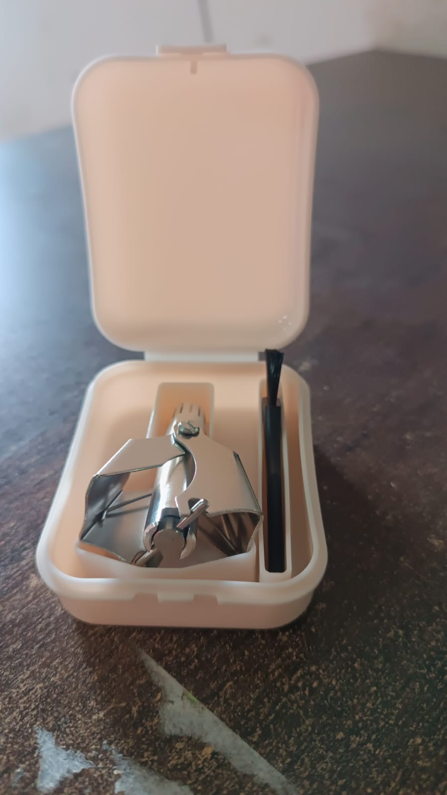 Nose Hair Clipper Stainless Steel Hair Remover (1 Pc  With Brush  Plastic Case) - Happy Price - Image 7