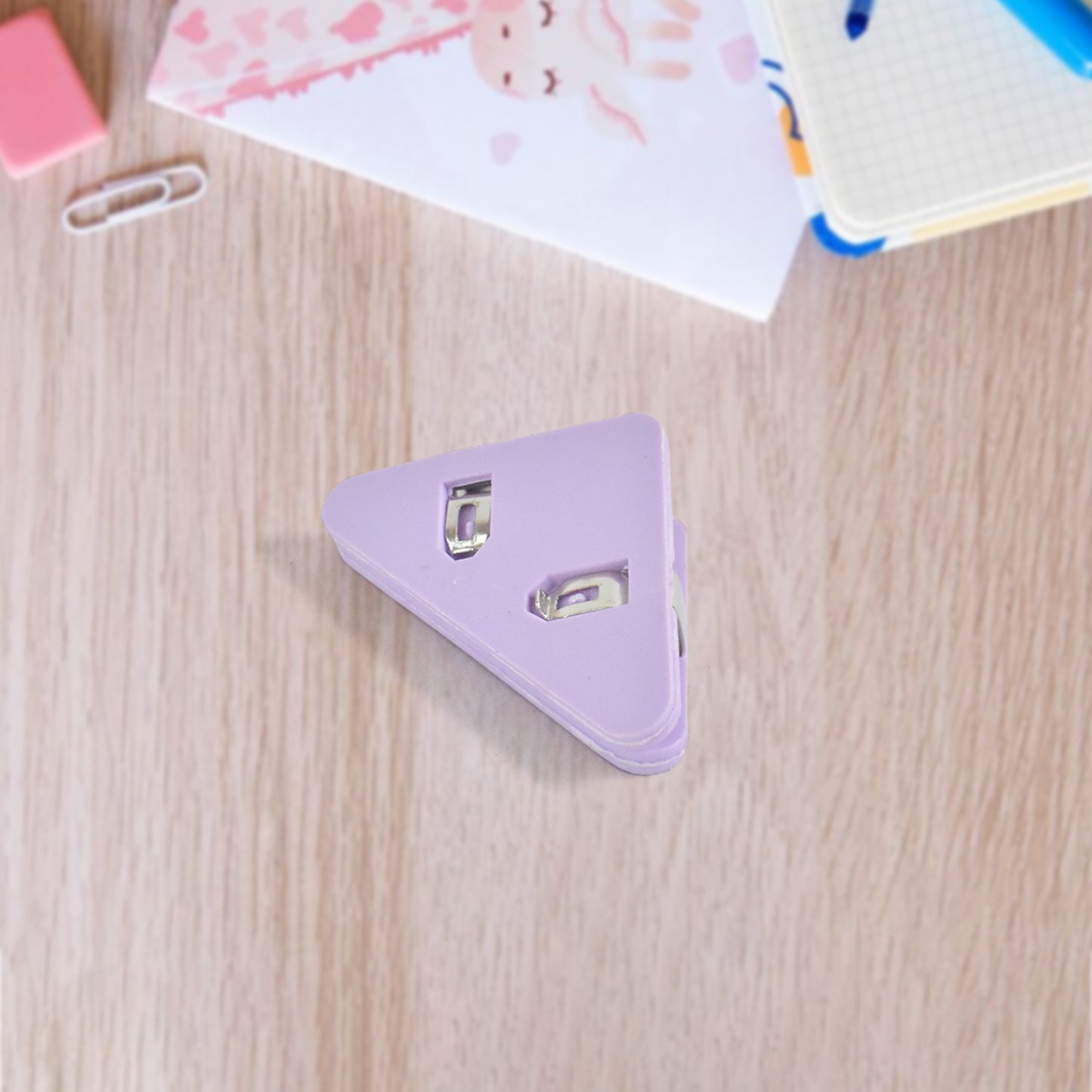 Triangle Paper Clips  Small Corner Clips For Paper Document Clip (1 Pc) - Happy Price - Image 2