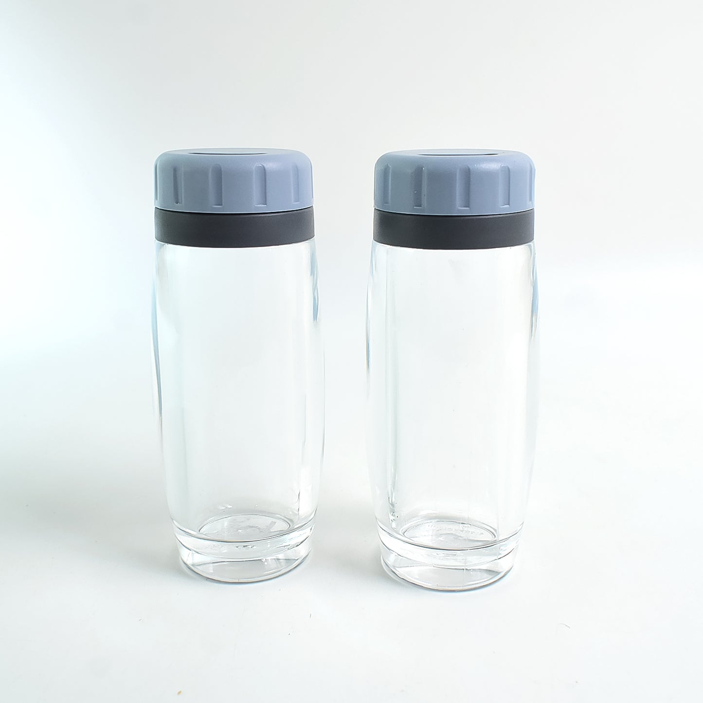 Apex Acrylic Salt And Pepper Shaker Set Of 2 - Happy Price - Image 4