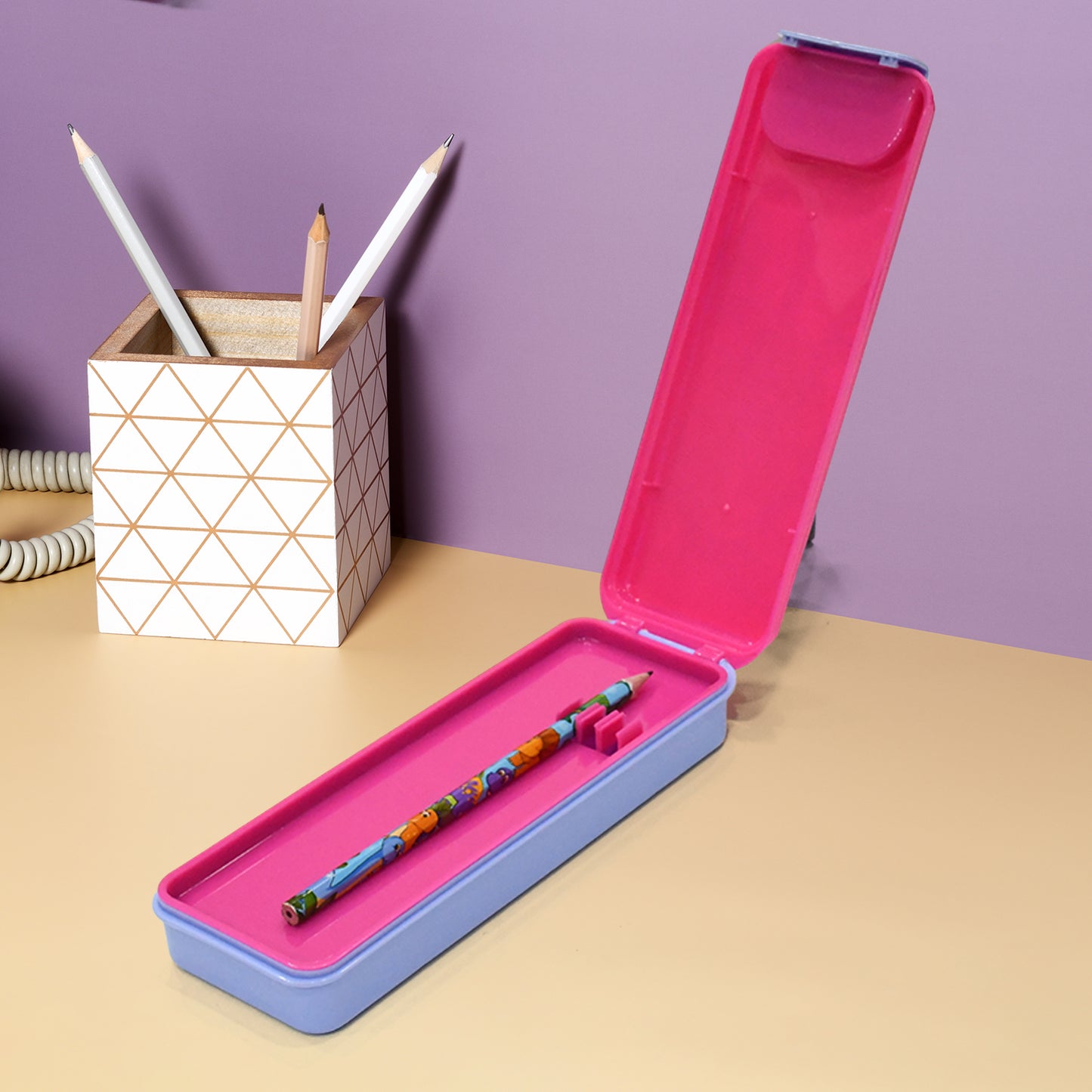 Stylish Cartoon Printed Hard Top Pencil Box For Kids (1 Pc  Mix Design) - Happy Price - Image 6