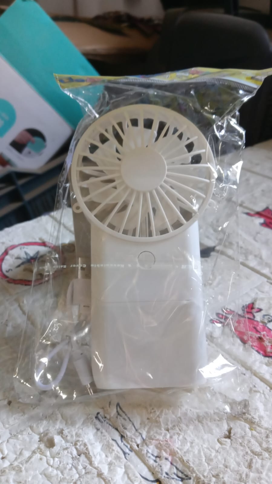 Portable Small Electric Fan Handheld Fan With 3 Modes Usb Rechargeable Mini Student Handheld Class Personal Fan (1 Pc) - Happy Price - Image 7