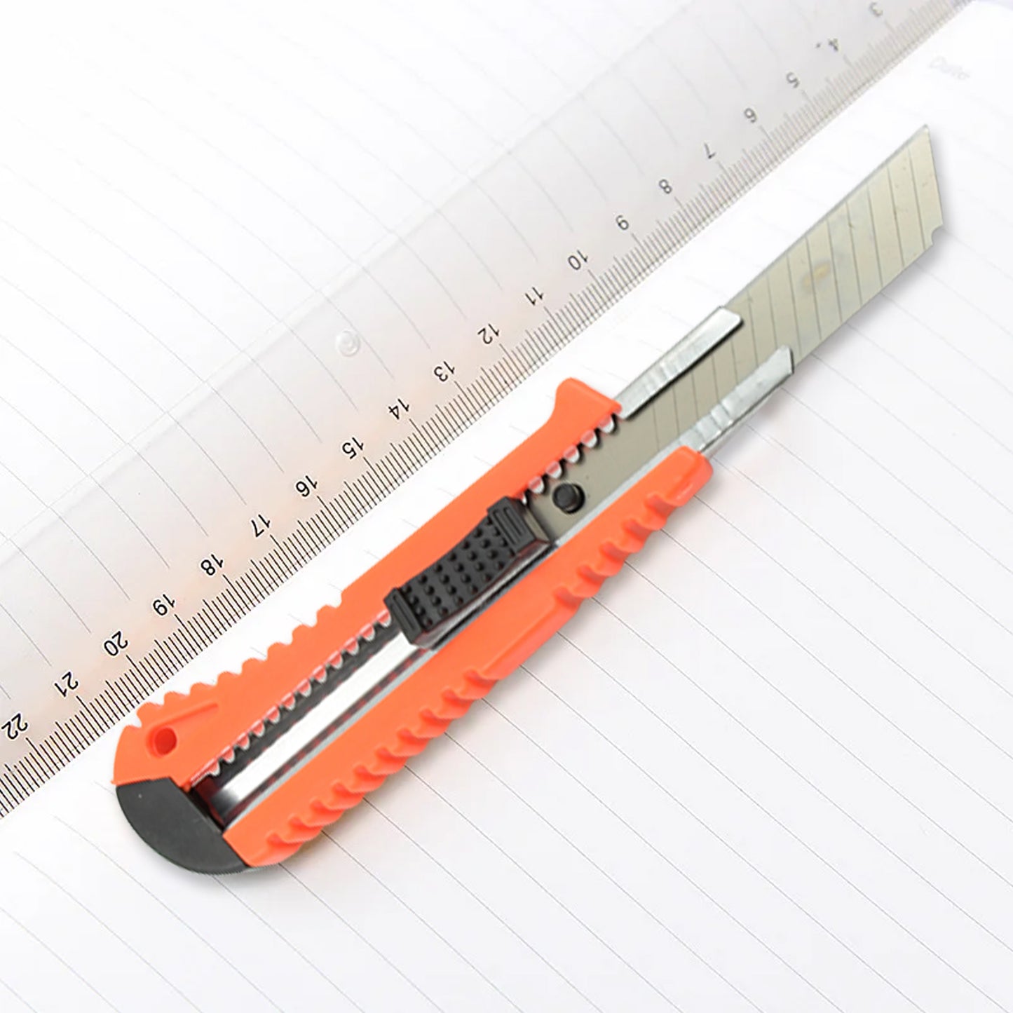 Multi-use Iron Cutter Cutting Blade And Precision Knife Blade Utility Knife - Heavy Duty Industrial Cutter Knife (18mm) - Happy Price - Image 2