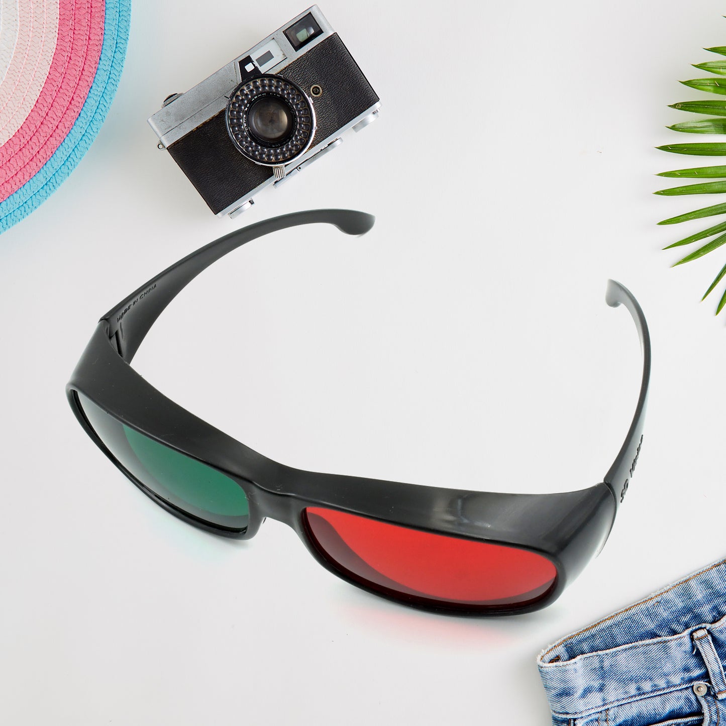 Uv Protected Round Sunglasses 3d Classic Sunglasses For Men  Women Lightweight Both Outdoor And Indoor Use (1 Pc ) - Happy Price - Image 2