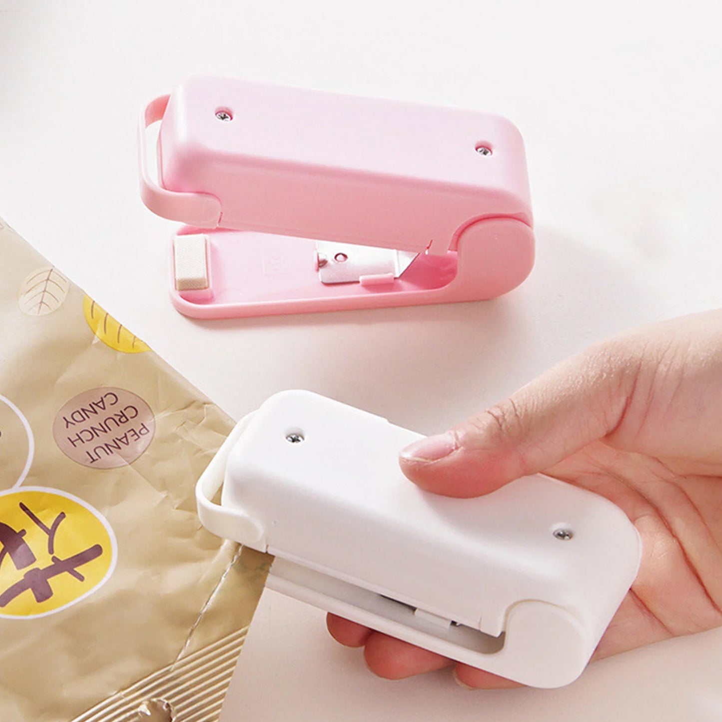 7675 Mini Sealing Machine Plastic Bag Sealer Portable Mini Super Seal Packing Plastic Bag Tool Sealing Machine Hand Held Heat (1pc) - Happy Price - Image 2