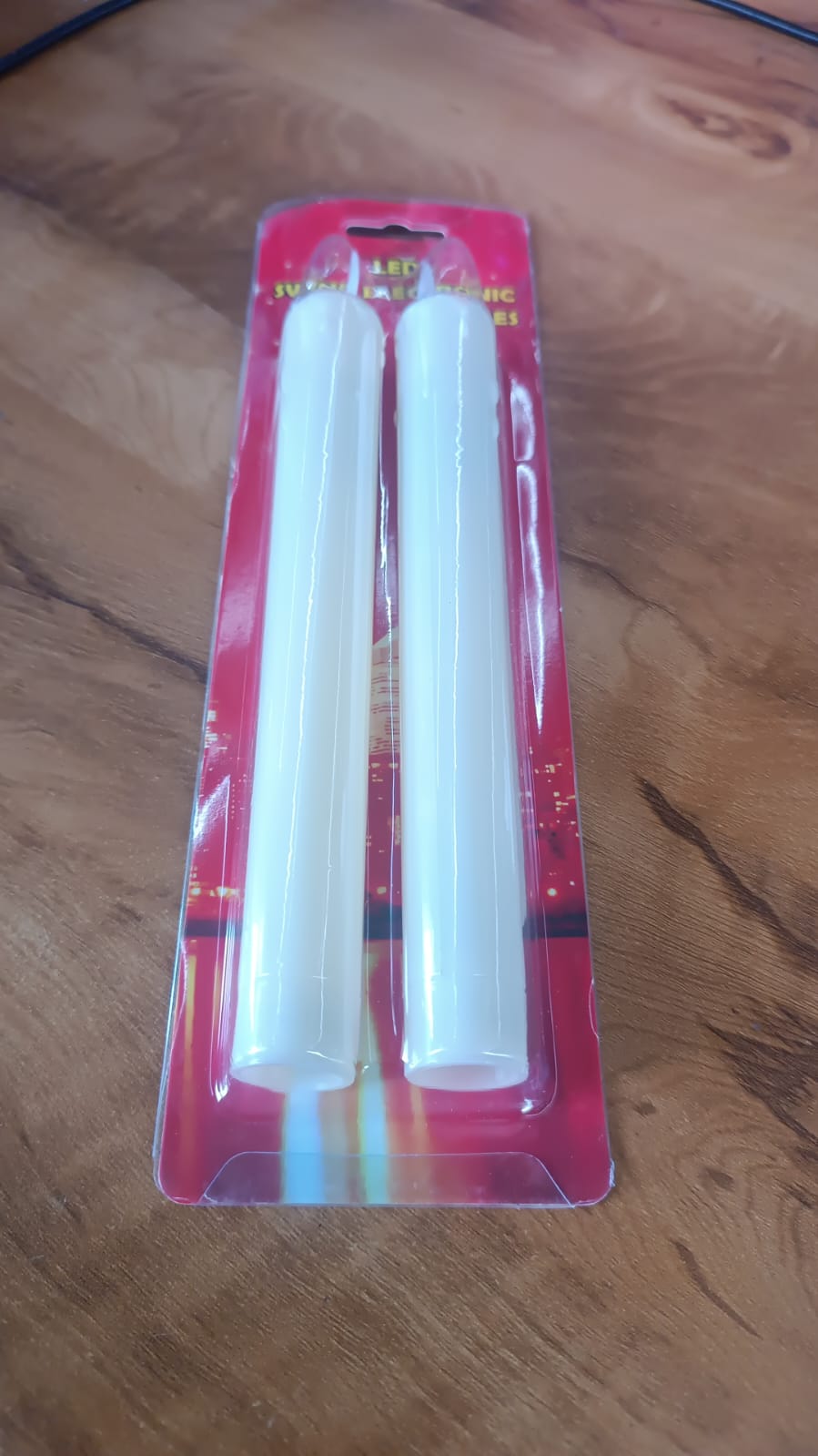 Set of 2 LED Flameless Taper Candles with Realistic Flickering Effect - Happy Price - Image 6