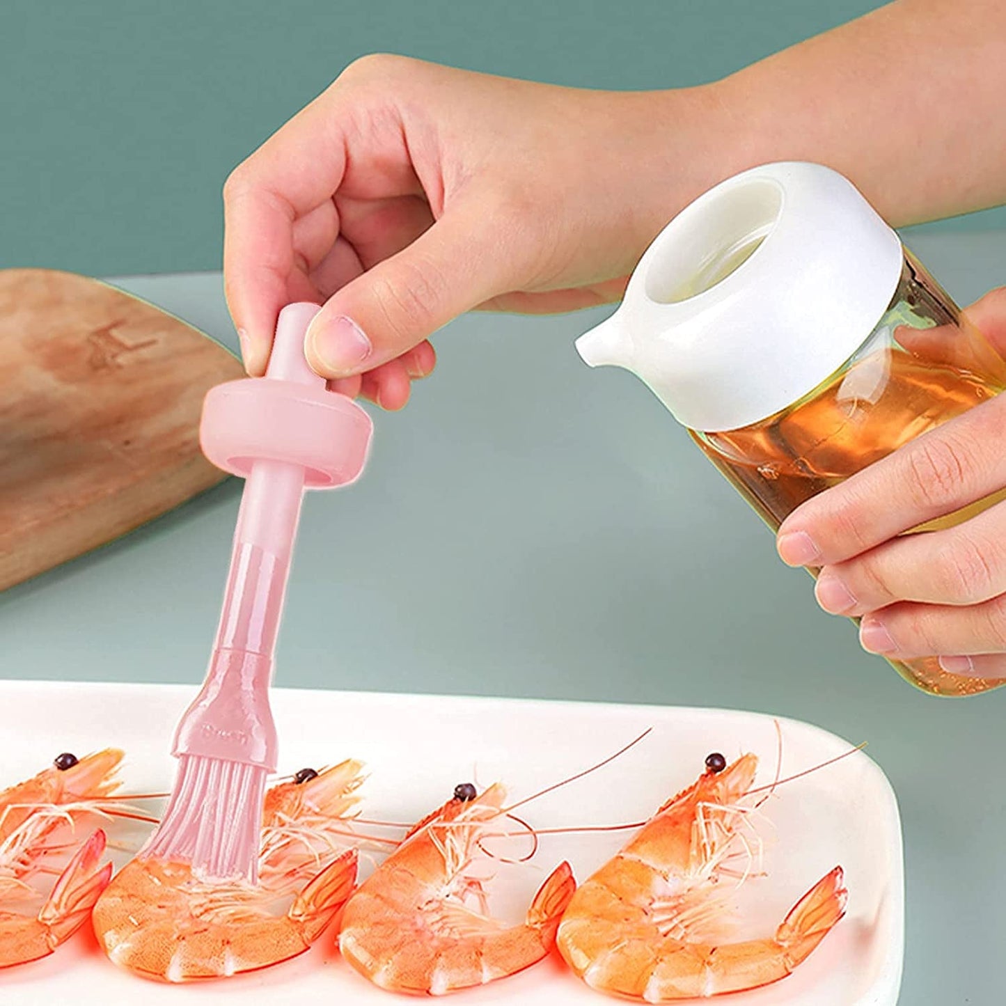 Oil Dispenser With Silicone Oil Brush (1 Pc  With Brush  250 Ml Approx) - Happy Price - Image 3