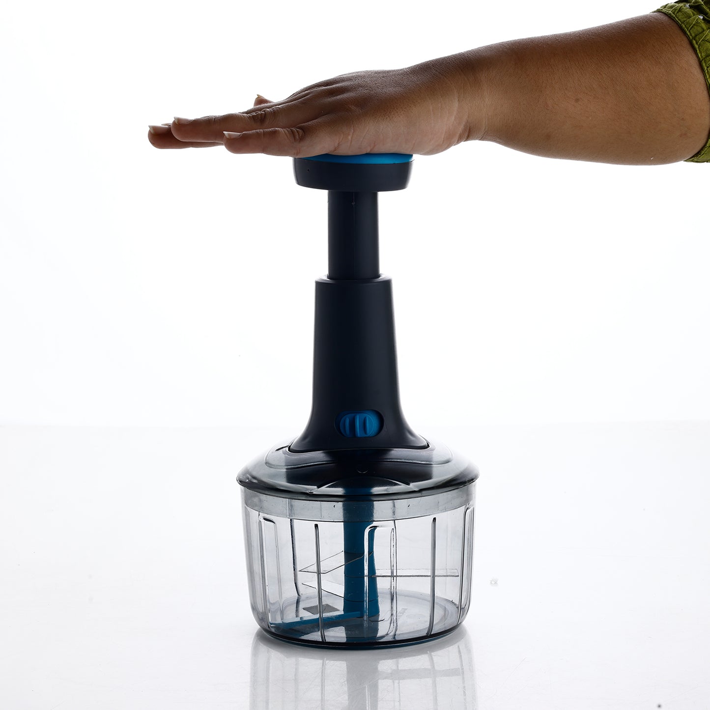 Ganesh Bingo Lock-unlock Push Chopper ( 725ml ) - Happy Price - Image 4