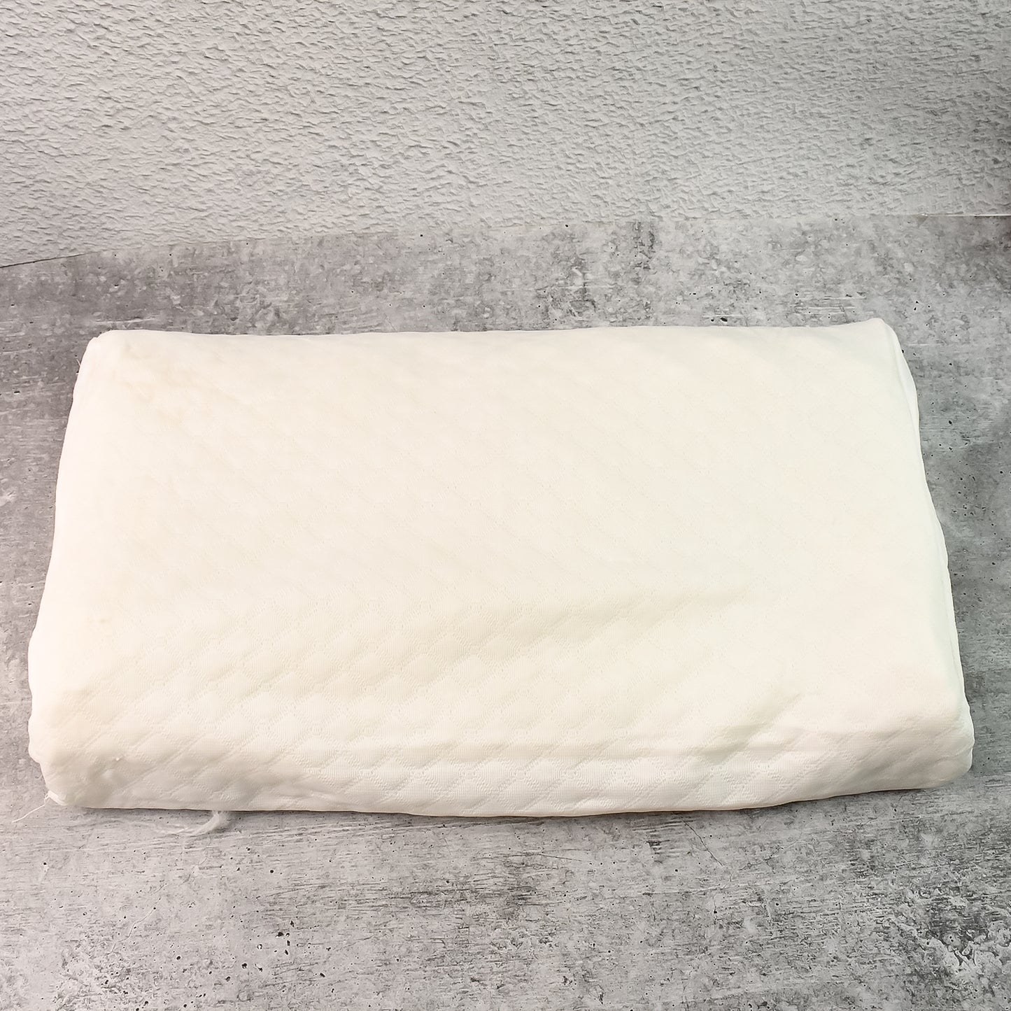 Premium Orthopedic Memory Foam Cervical Pillow (48x27cm  1 Pc) - Happy Price - Image 5
