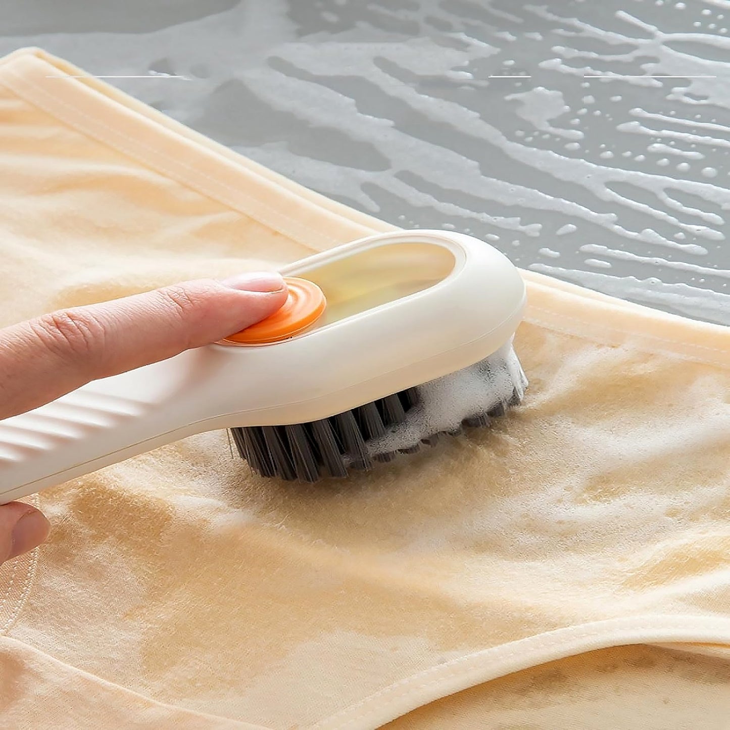 Multifunctional Scrubbing Brush With Liquid  Soap Dispenser Cleaning Brush With Liquid  Soap Dispenser Shoe Brush For Cleaning Cloth Cleaning Brush With Handleliquid Shoe Brush For Shoe Clothes (1 Pc) - Happy Price - Image 3