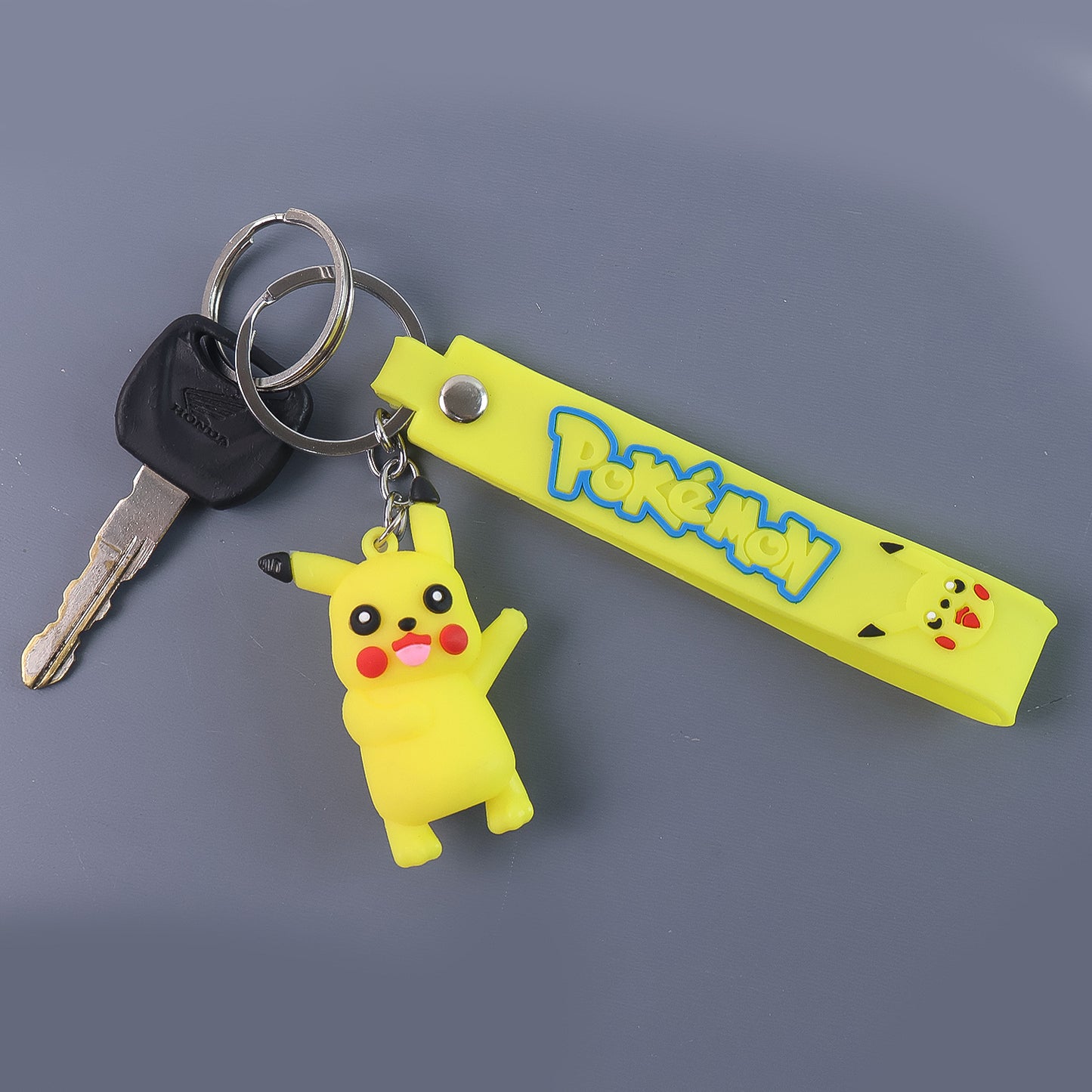 Cute Cartoon Silicone 3d Key Chain With Metal Hook  Strap (Pack Of 1) - Happy Price - Image 6