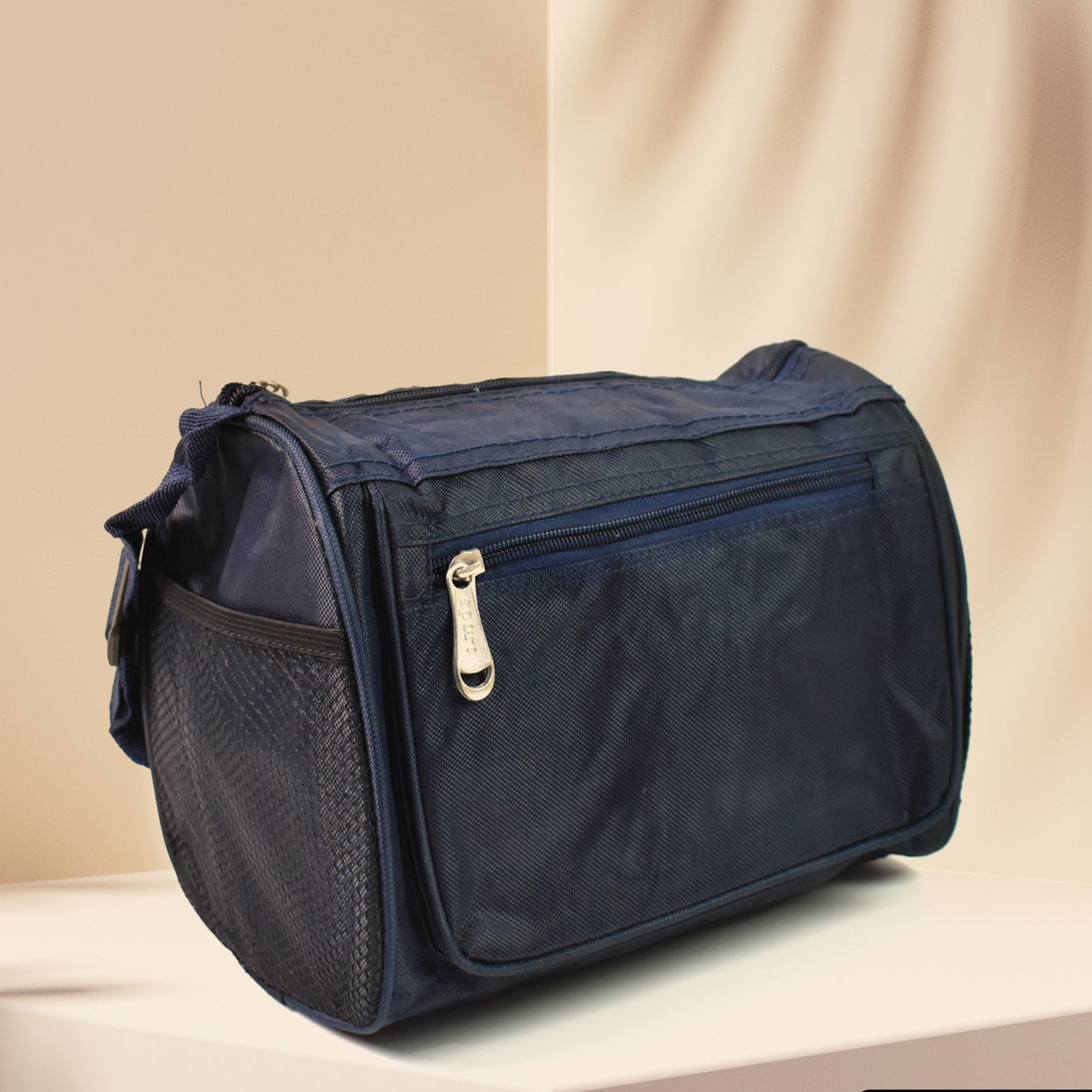 Lunch Box Bag For Women And Men  Stylish And Convenient (1 Pc) - Happy Price - Image 1