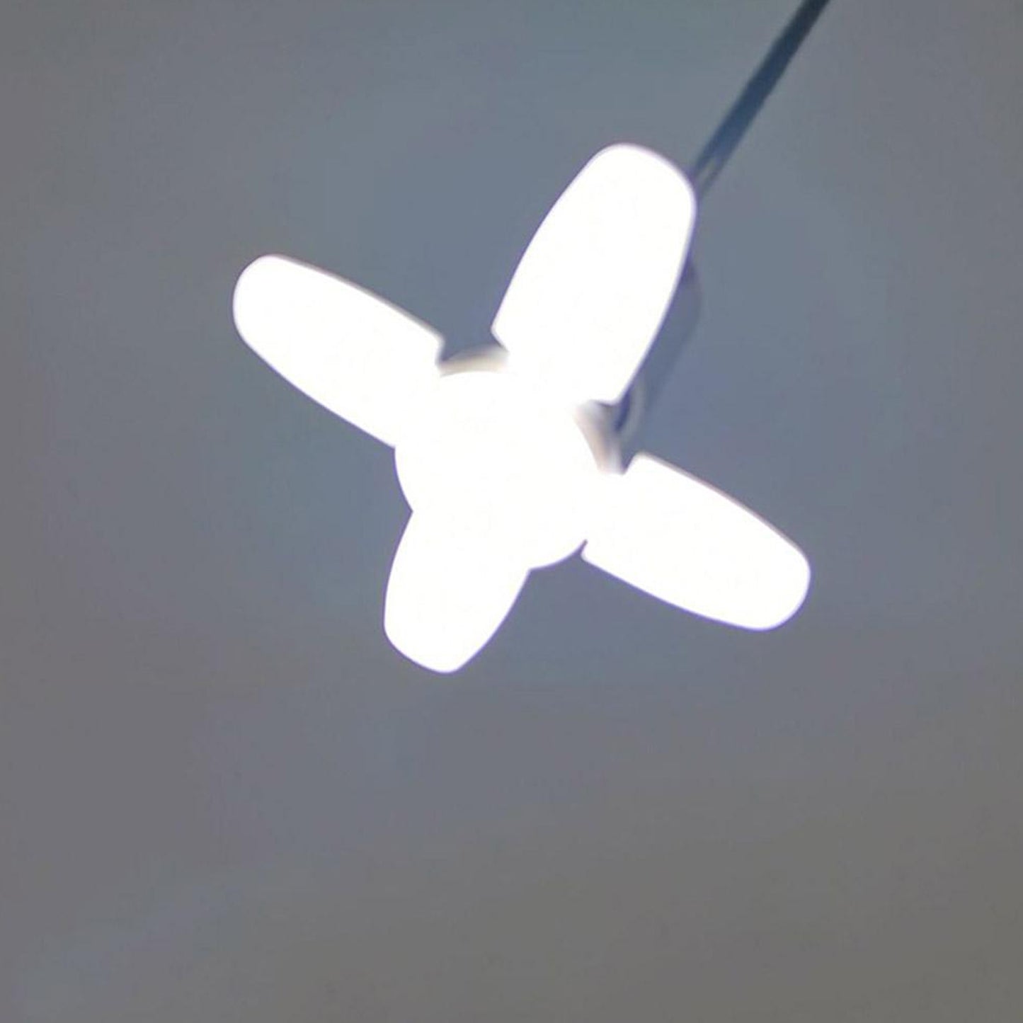 Fan Blade Led Bulb 28v Foldable Led Blade Fan Bulb ( 1 Pc ) - Happy Price - Image 4