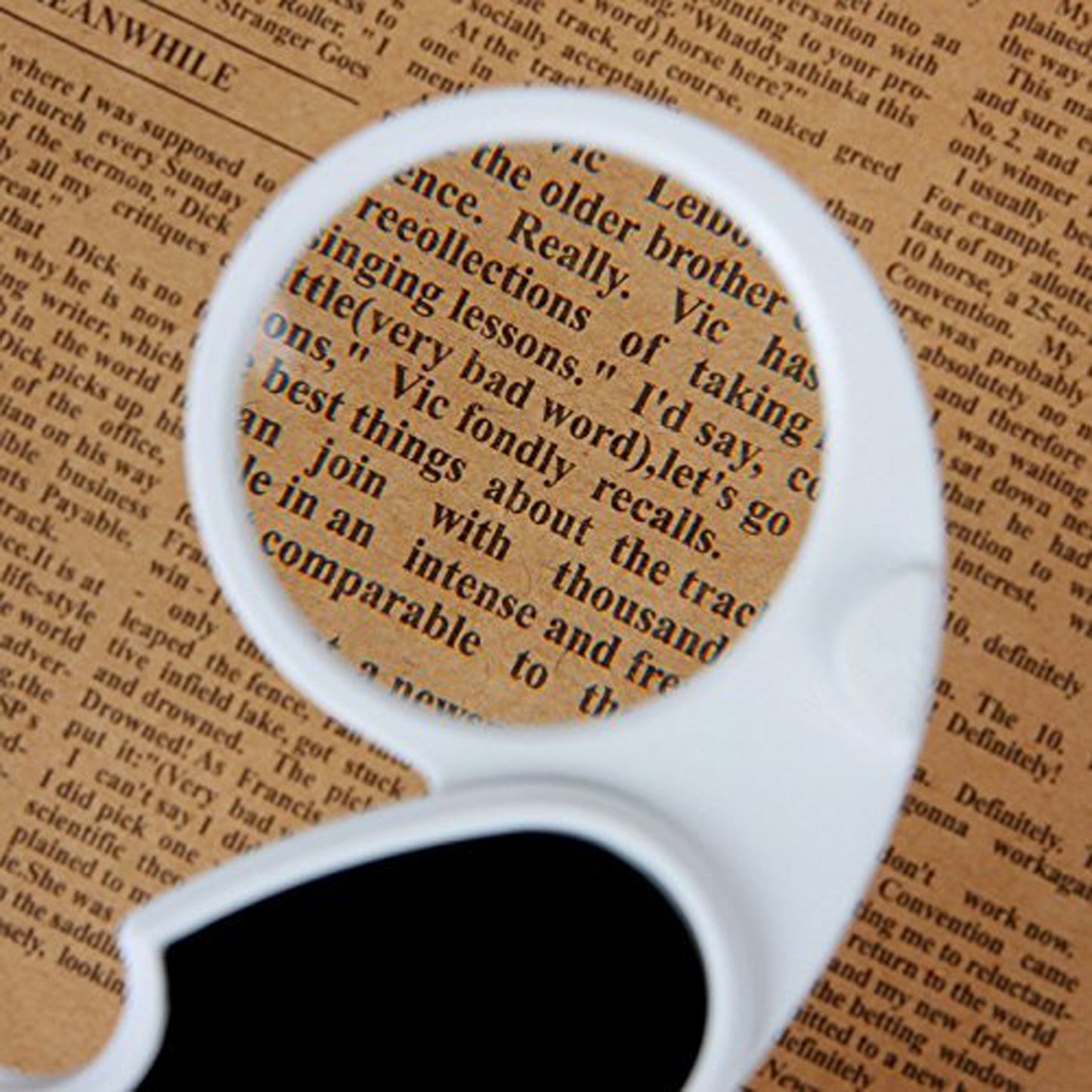 Double-magnification Led Magnifiers With Light (1 Pc  Big) - Happy Price - Image 4