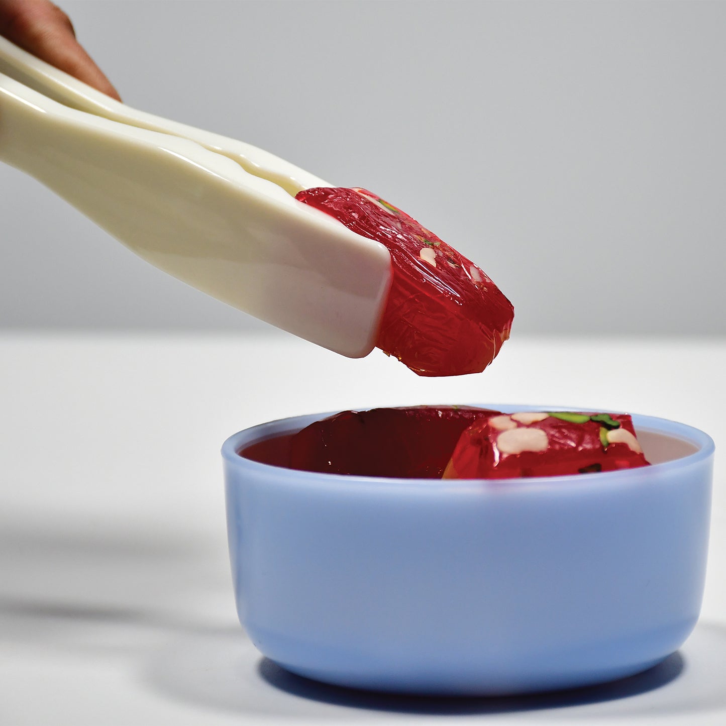 Plastic Handle Tong Bread Clamps Kitchen Tongs Cooking Tongs. - Happy Price - Image 2